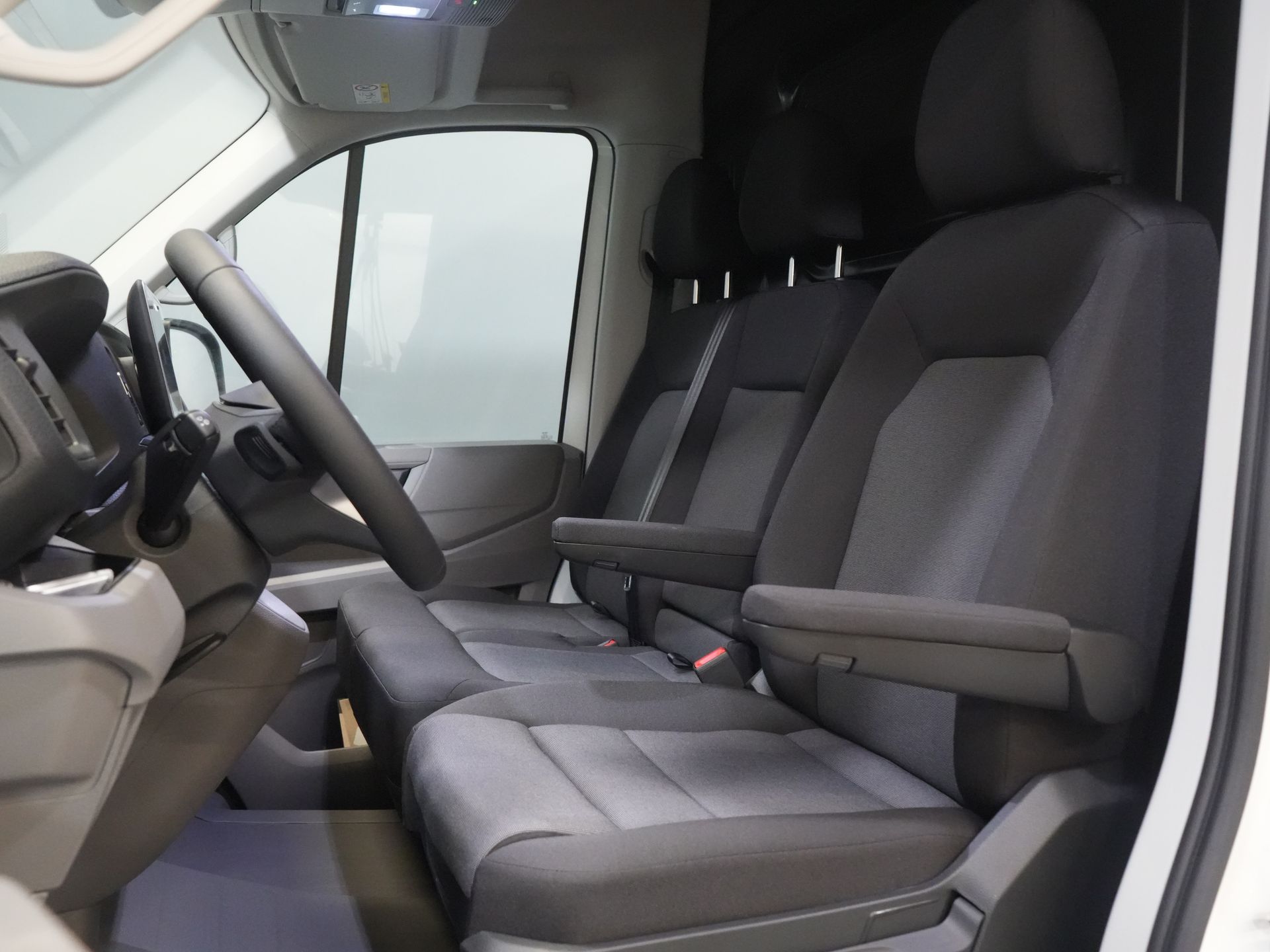 Volkswagen Crafter Bestelbus 35 2.0 TDI 140 pk DSG Aut. L3H3 BPM VRIJ/ LED/ Virtual Cockpit/ Camera/ Cruise/ Carplay/ Gev.Stoel 11