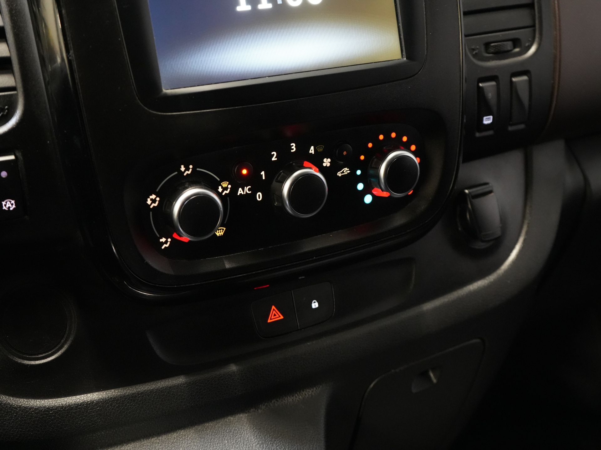 Fiat Talento Bestelbus 2.0 MJ 150 pk Aut. L2 BPM VRIJ! Navi/ Camera/ PDC/ LMV/ Cruise/ Trekhaak/ Sidesteps/ Airco 21