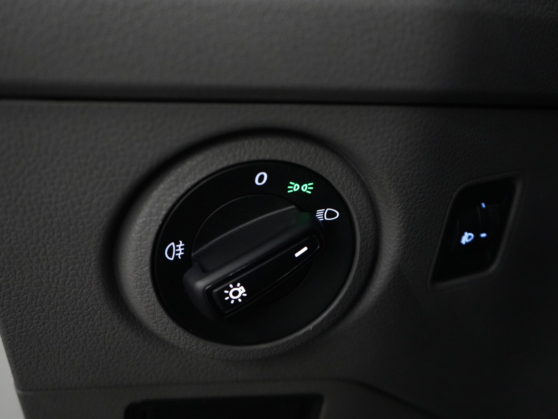 MAN TGE Bestelbus 2.0 TDI L3H2 BPM VRIJ! 3 Pers./ 2.5t Trekverm./ Carplay/ Betimmerd/ Cruise/ Navi/ Camera 16