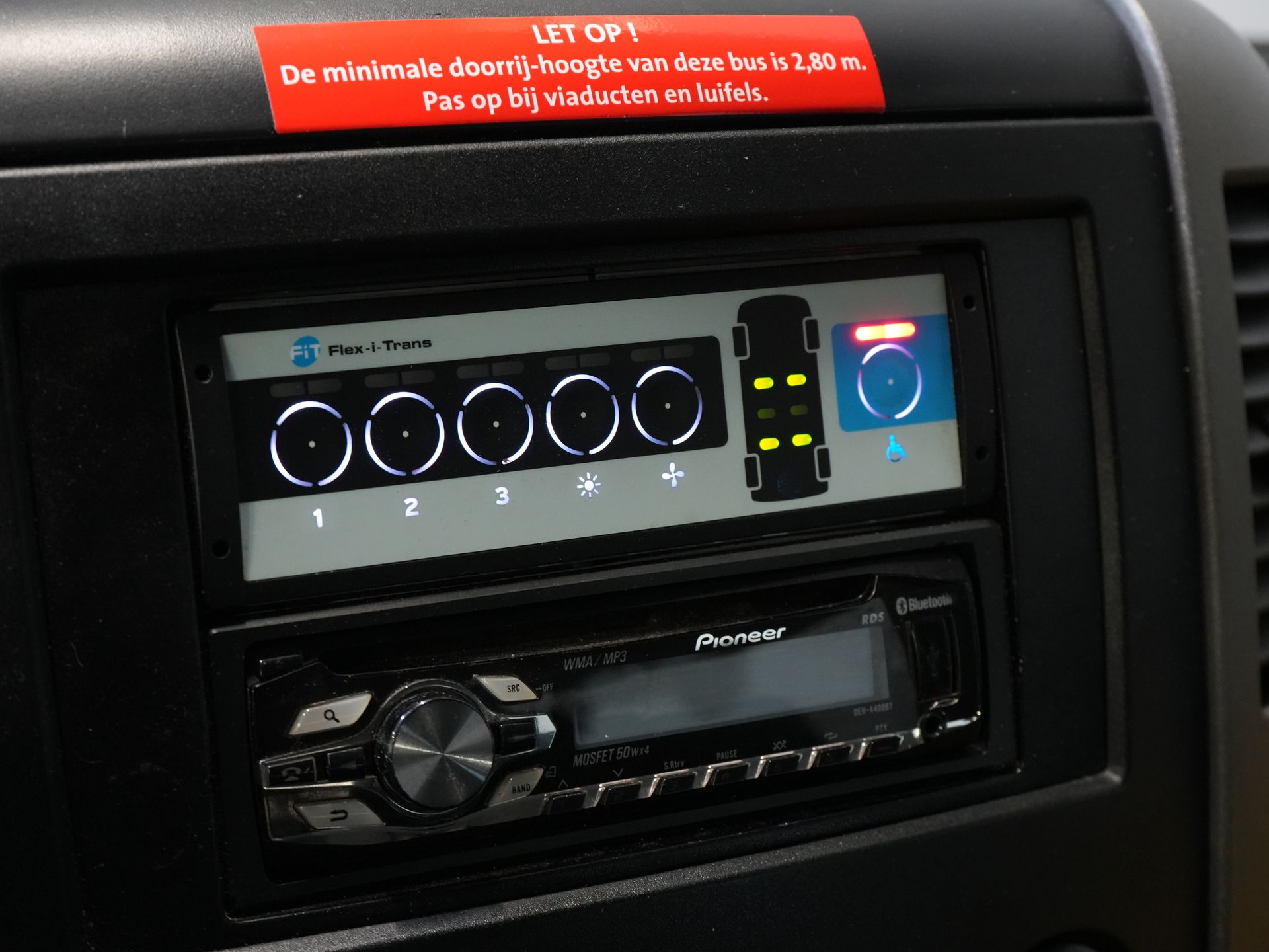 Mercedes-Benz Sprinter Personenvervoer 313 2.2 CDI L2H2 €9.680 Incl. BTW BPM VRIJ! EXPORT Combi/ 9 Persoons/ Kombi/ 9P/ Airco/ Rolstoellift 18