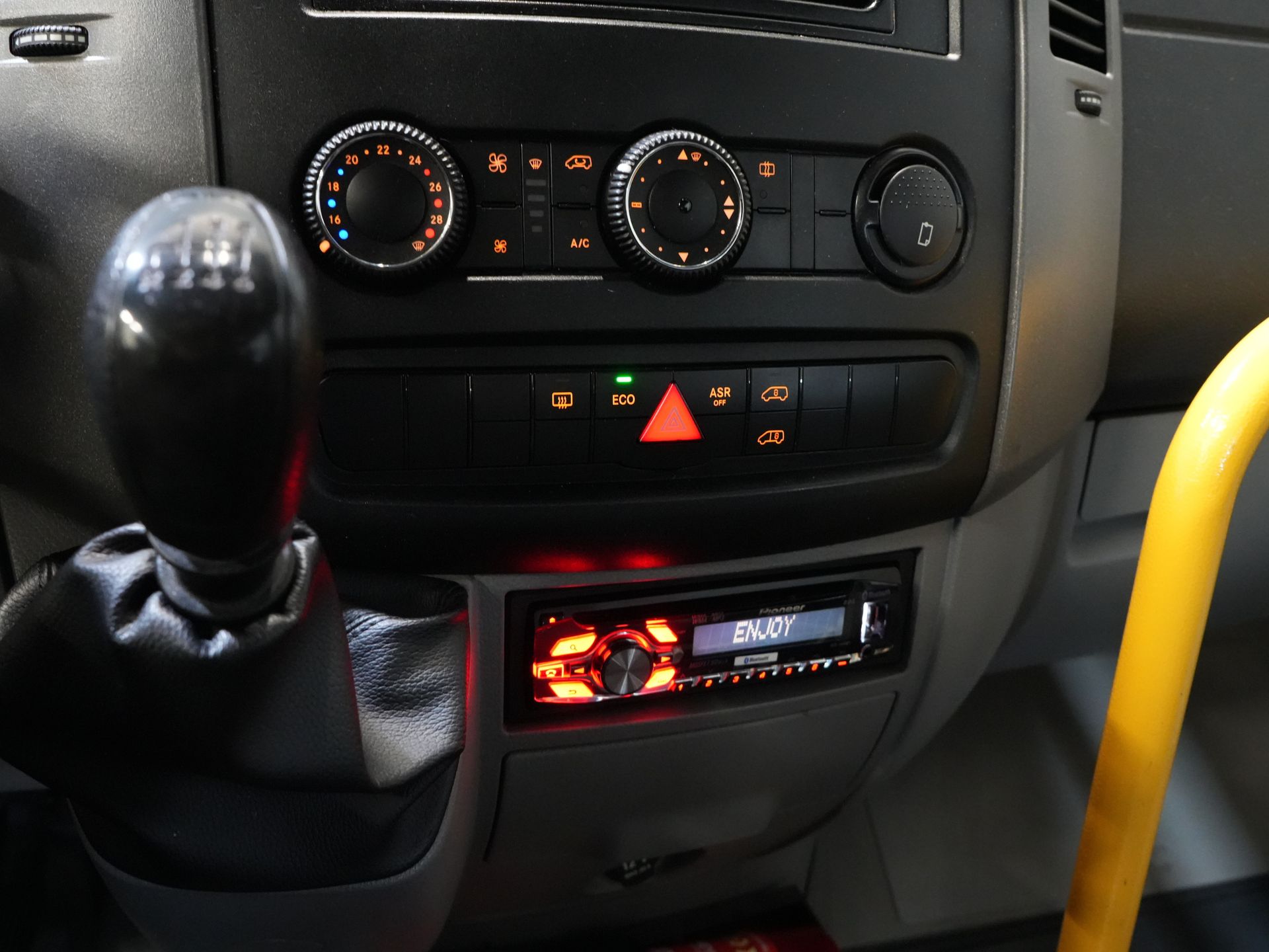 Mercedes-Benz Sprinter Personenvervoer 313 2.2 CDI L2H2 €10.648,= Incl. BTW BPM VRIJ! EXPORT Combi/ 9 Persoons/ Kombi/ 9P/ Airco/ Rolstoellift 17