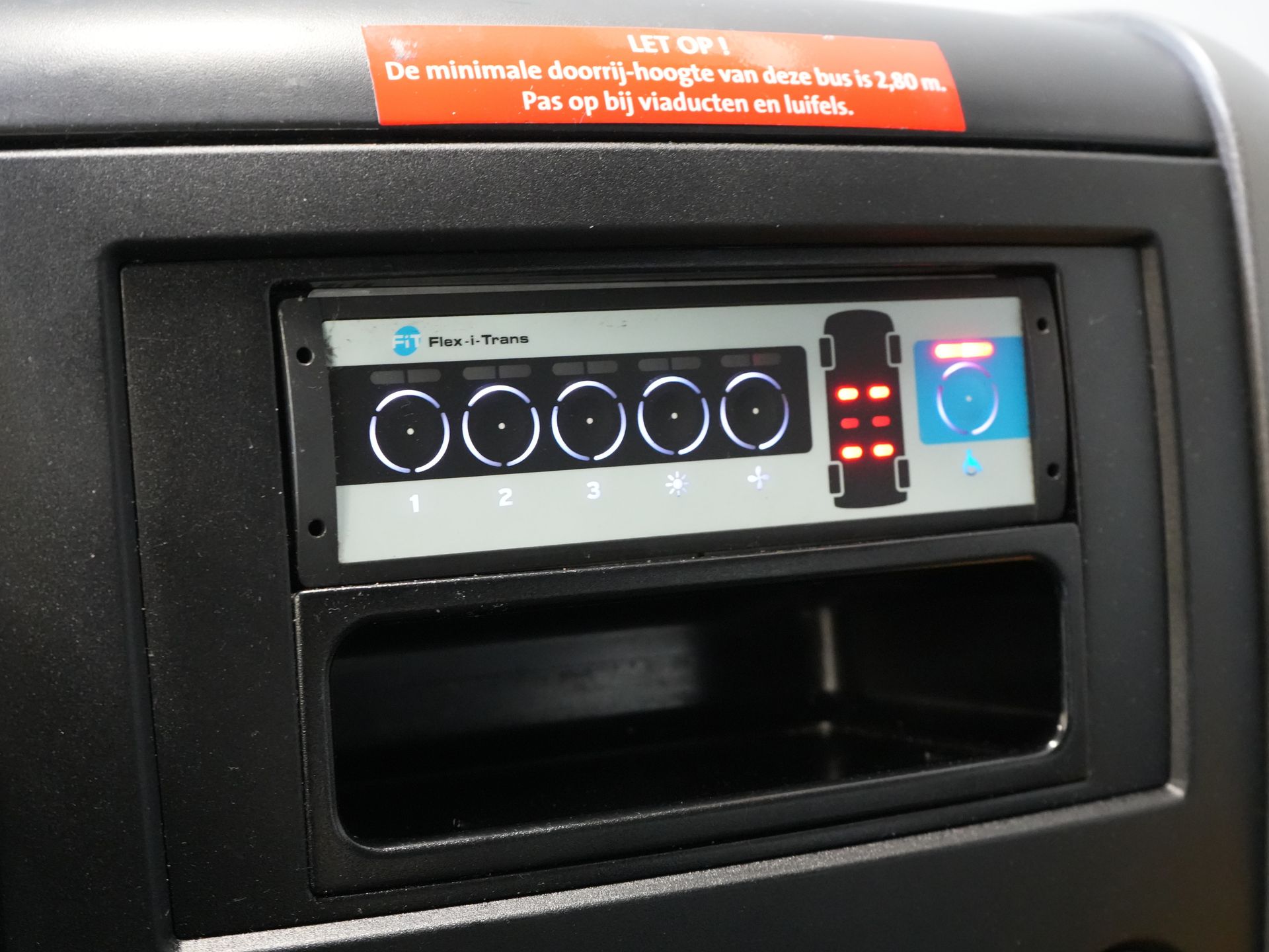 Mercedes-Benz Sprinter Personenvervoer 313 2.2 CDI L2H2 €10.648,= Incl. BTW BPM VRIJ! EXPORT Combi/ 9 Persoons/ Kombi/ 9P/ Airco/ Rolstoellift 18