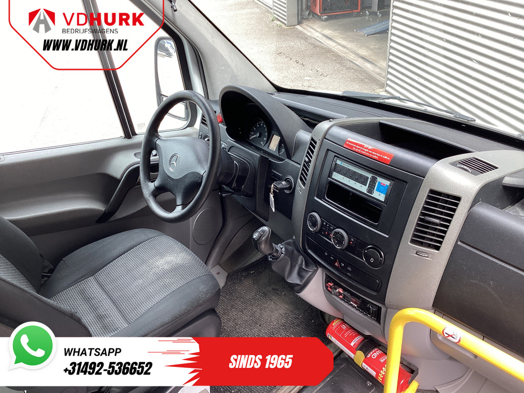Mercedes-Benz Sprinter Personenvervoer 313 2.2 CDI L2H2 €11.132 Incl. BTW BPM VRIJ! EXPORT ONLY Combi/ 9 Persoons/ Kombi/ 9P/ Airco/ Rolstoellift 2