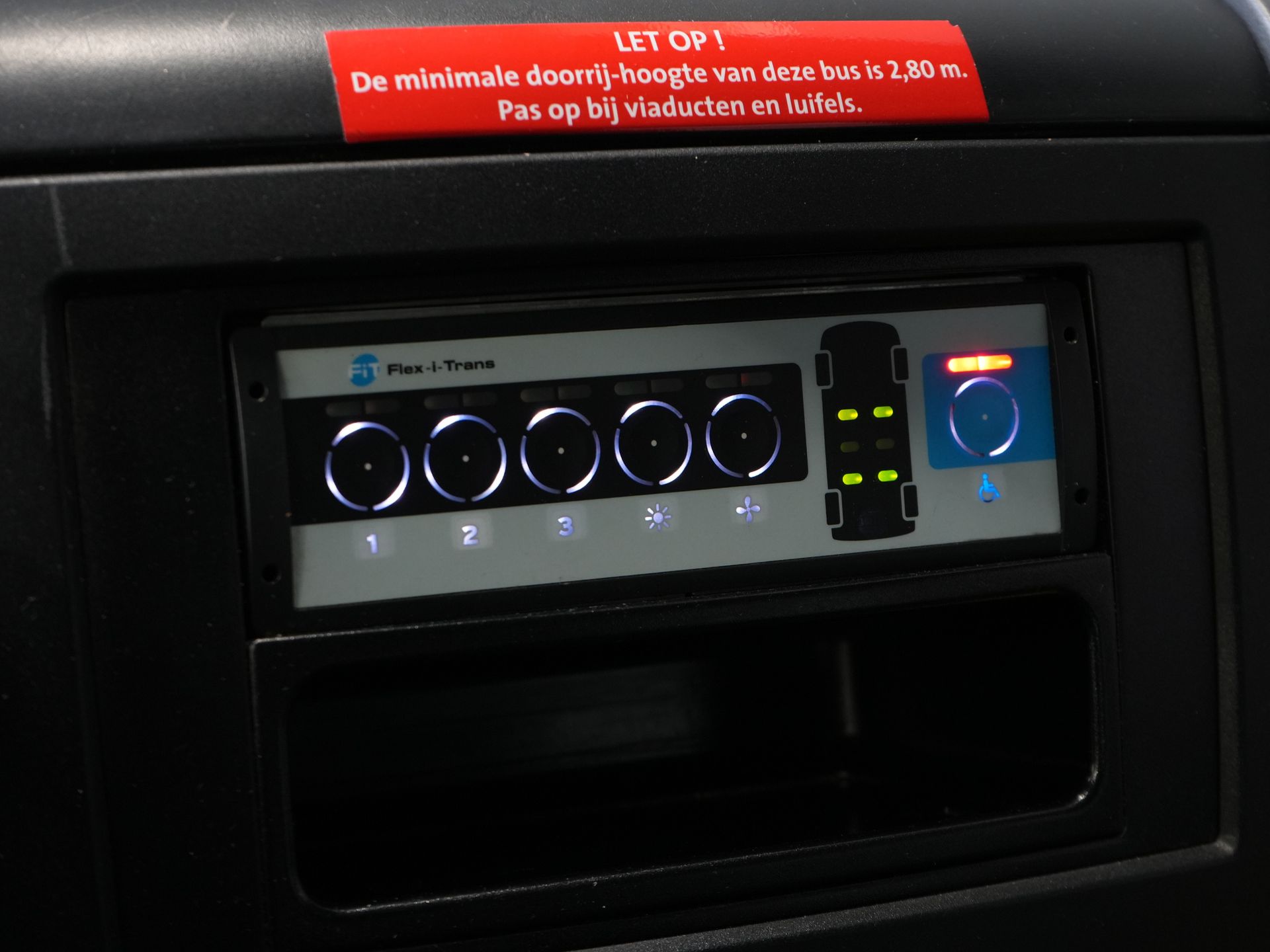 Mercedes-Benz Sprinter Personenvervoer 313 2.2 CDI L2H2 €10.164 Incl. BTW BPM VRIJ! EXPORT Combi/ 9 Persoons/ Kombi/ 9P/ Airco/ Rolstoellift 18