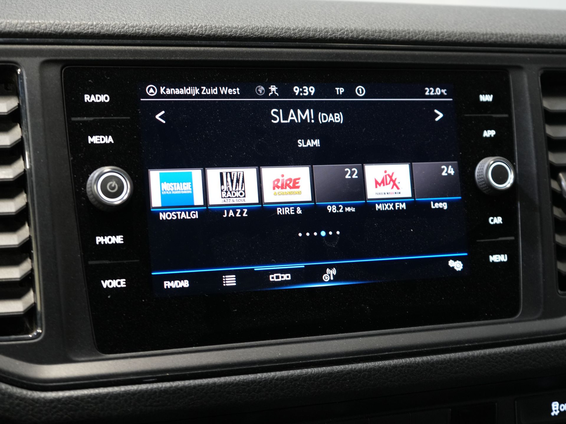 Volkswagen Crafter Bestelbus 50 2.0 TDI 180 pk Aut. DSG L4H3 BPM VRIJ! Dubbel Lucht/ 3.5t Trekverm./ 270Gr.Deuren/ Gev.Stoel/ Carplay/ Navi/ Camera/ Cruise/  23