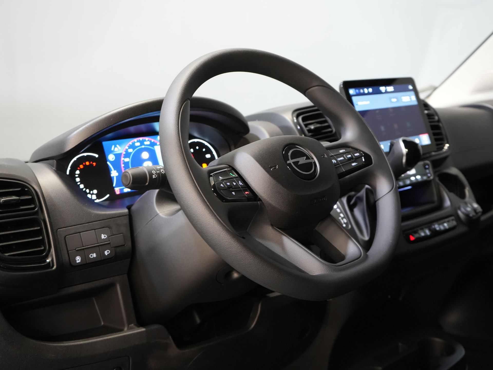 Opel Movano Bestelbus 35 2.2 CDTI 140 pk Aut. ZF L2H2 BPM VRIJ! Virtual Cockpit/ Carplay/ Climate/ 270Gr. Deuren/ Navi/ Camera/ Cruise/ PDC/ DAB 13