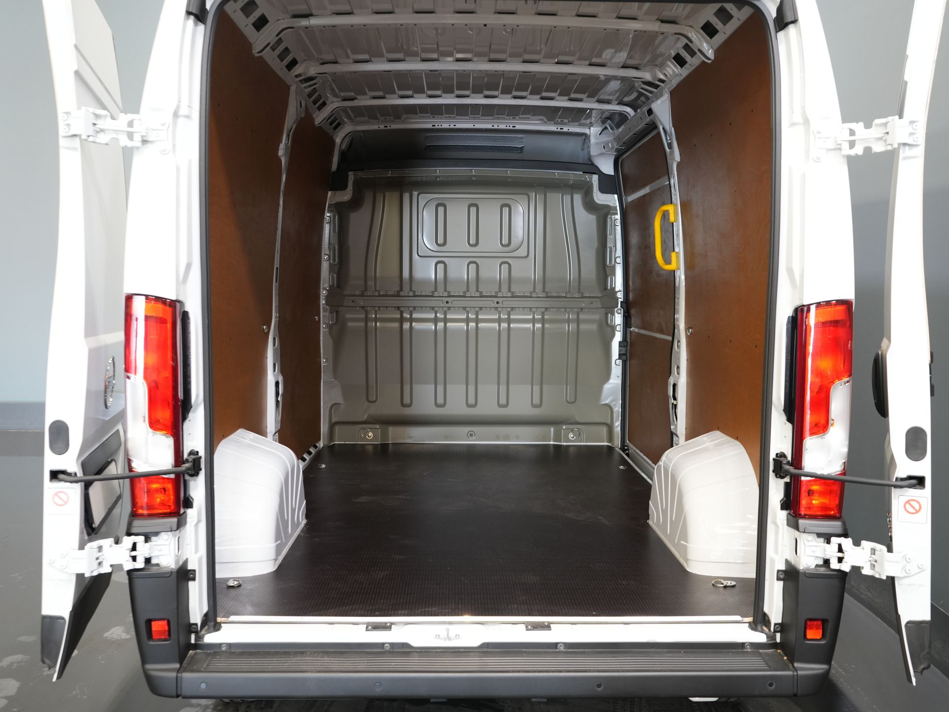 Opel Movano Bestelbus 35 2.2 CDTI 140 pk Aut. ZF L2H2 BPM VRIJ! Virtual Cockpit/ Carplay/ Climate/ 270Gr. Deuren/ Navi/ Camera/ Cruise/ PDC/ DAB 14