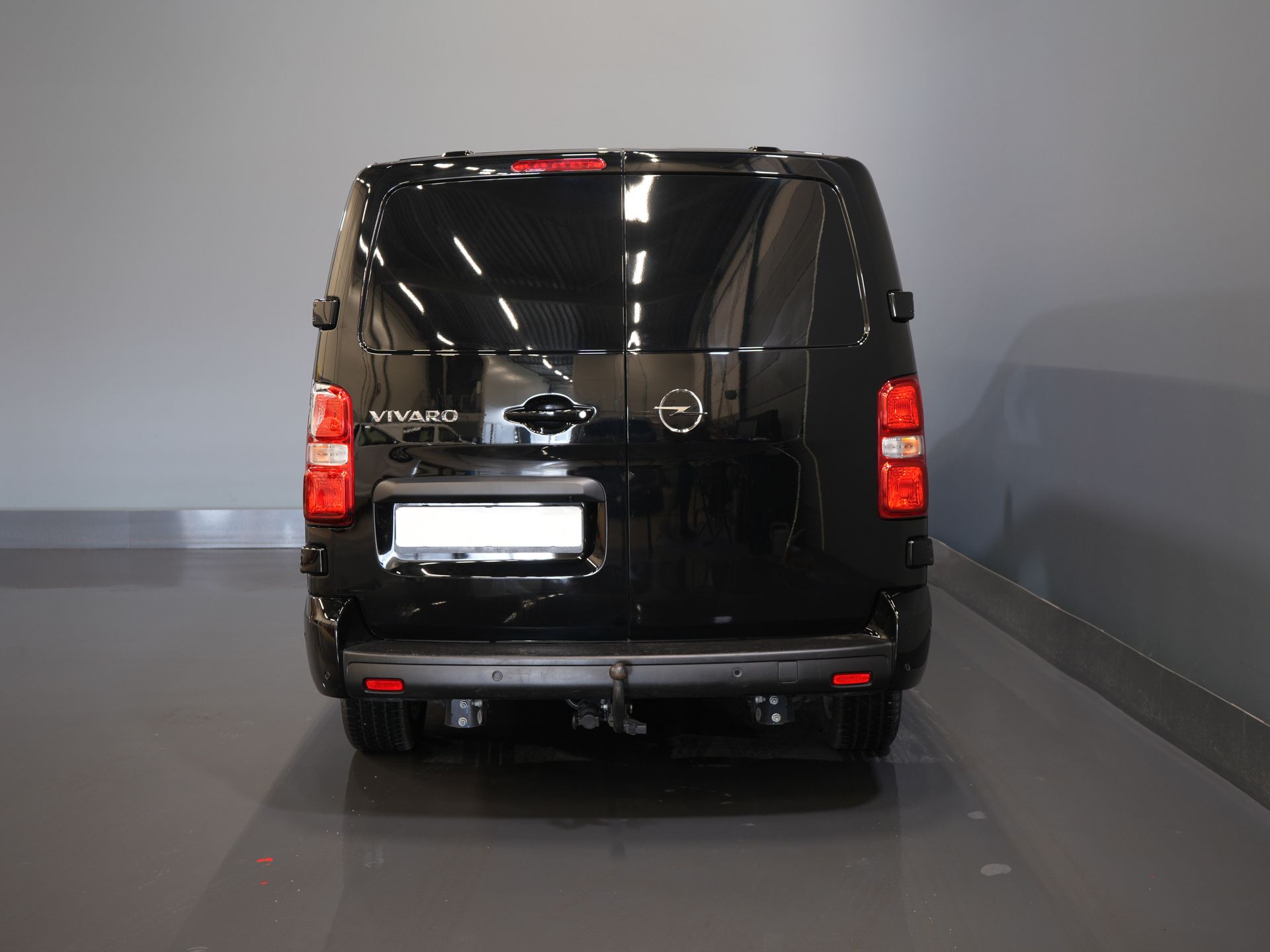Opel Vivaro Bestelbus 2.0 CDTI 180 pk Aut. DC Dubbel Cabine BPM VRIJ! 2xSchuifdeur/ Adapt. Cruise/ Stuurverw./ Carplay/ LMV/ PDC/ Camera/ Afn.Trekhaak 5