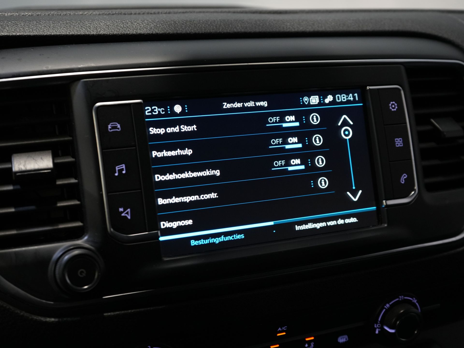 Peugeot Expert Bestelbus 2.0 HDI 120 pk L3 BPM VRIJ! 2.5t Trekverm./ Carplay/ Navi/ Camera/ PDC/ Cruise/ Airco 22