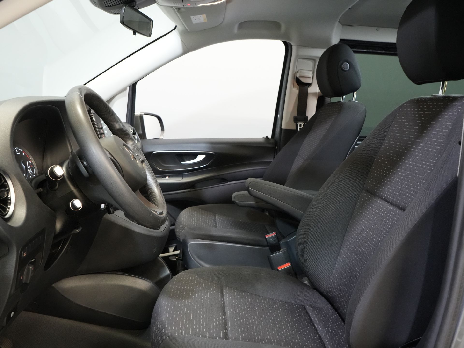 Mercedes-Benz Vito Bestelbus 114 CDI Aut. L3 XL DC Dubbele Cabine BPM VRIJ! LED/ Climate/ Navi/ Carplay/ Camera/ PDC/ Cruise 11