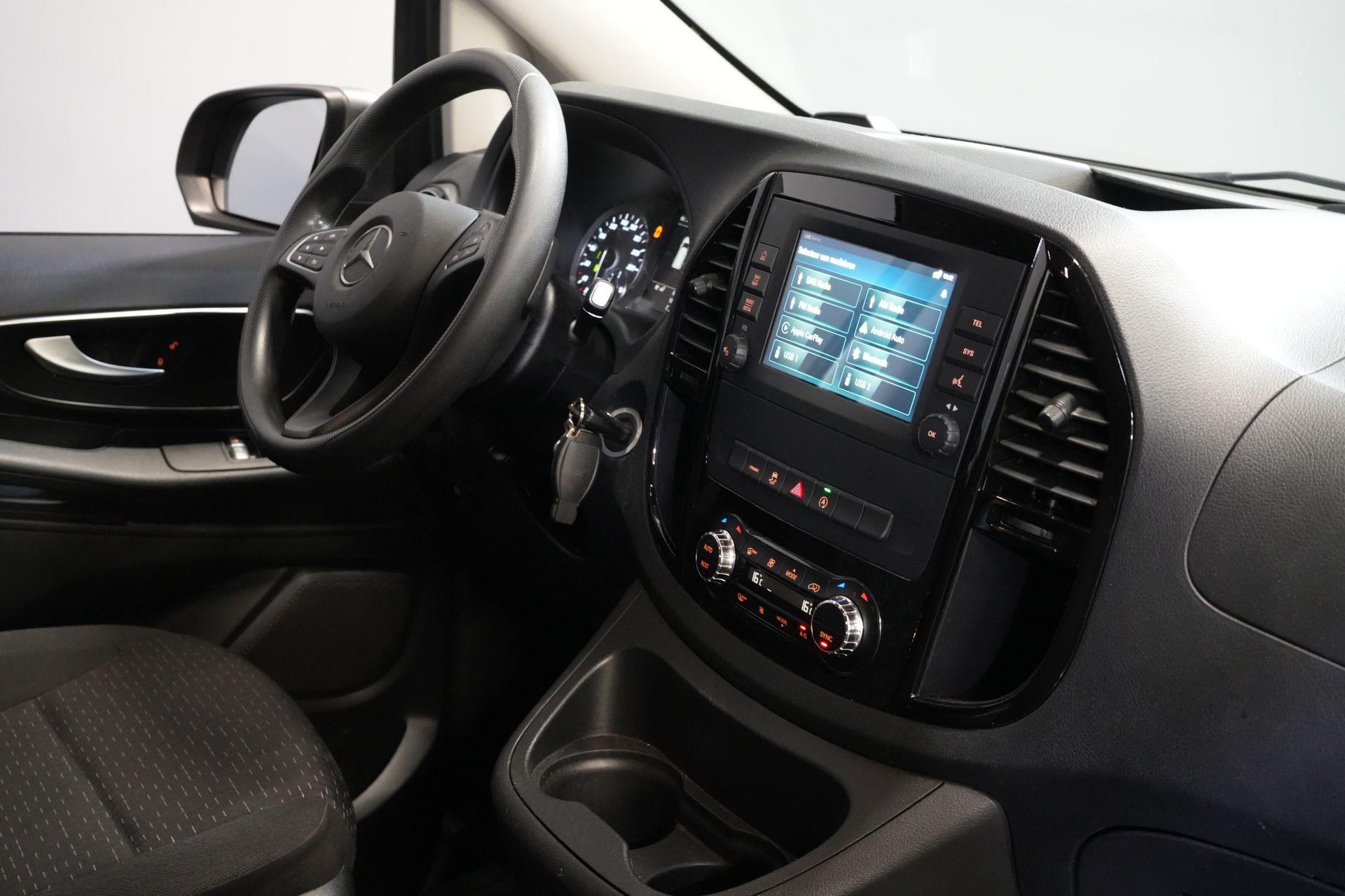 Mercedes-Benz Vito Bestelbus 114 CDI Aut. L3 XL DC Dubbele Cabine BPM VRIJ! LED/ Climate/ Navi/ Carplay/ Camera/ PDC/ Cruise 5