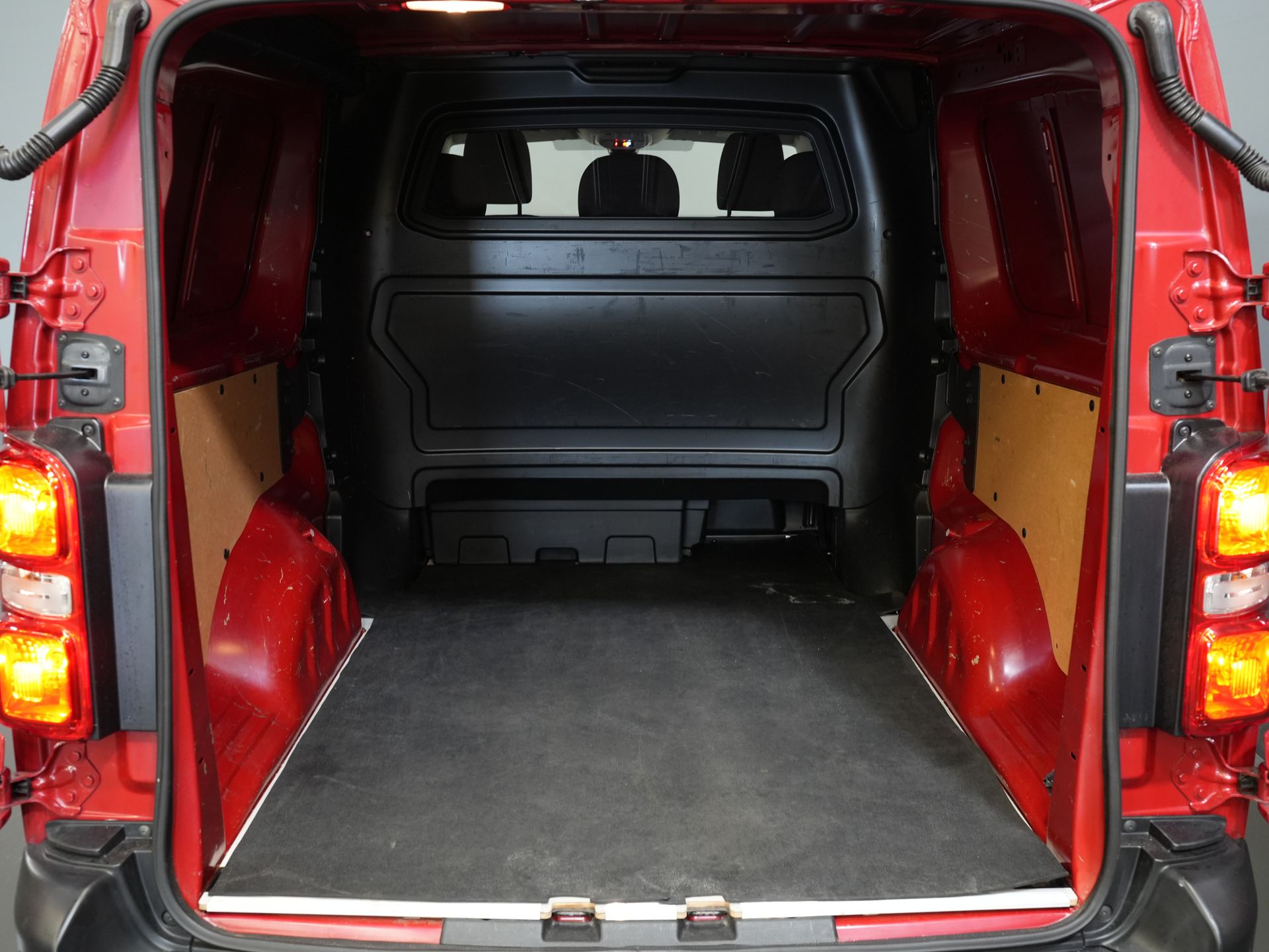 Citroën Jumpy Bestelbus 2.0 HDI 120 pk L3 DC Dubbel Cabine BPM VRIJ! 2x Schuifdeur/ 2.5t Trekverm./ PDC/ Cruise/ Airco 14