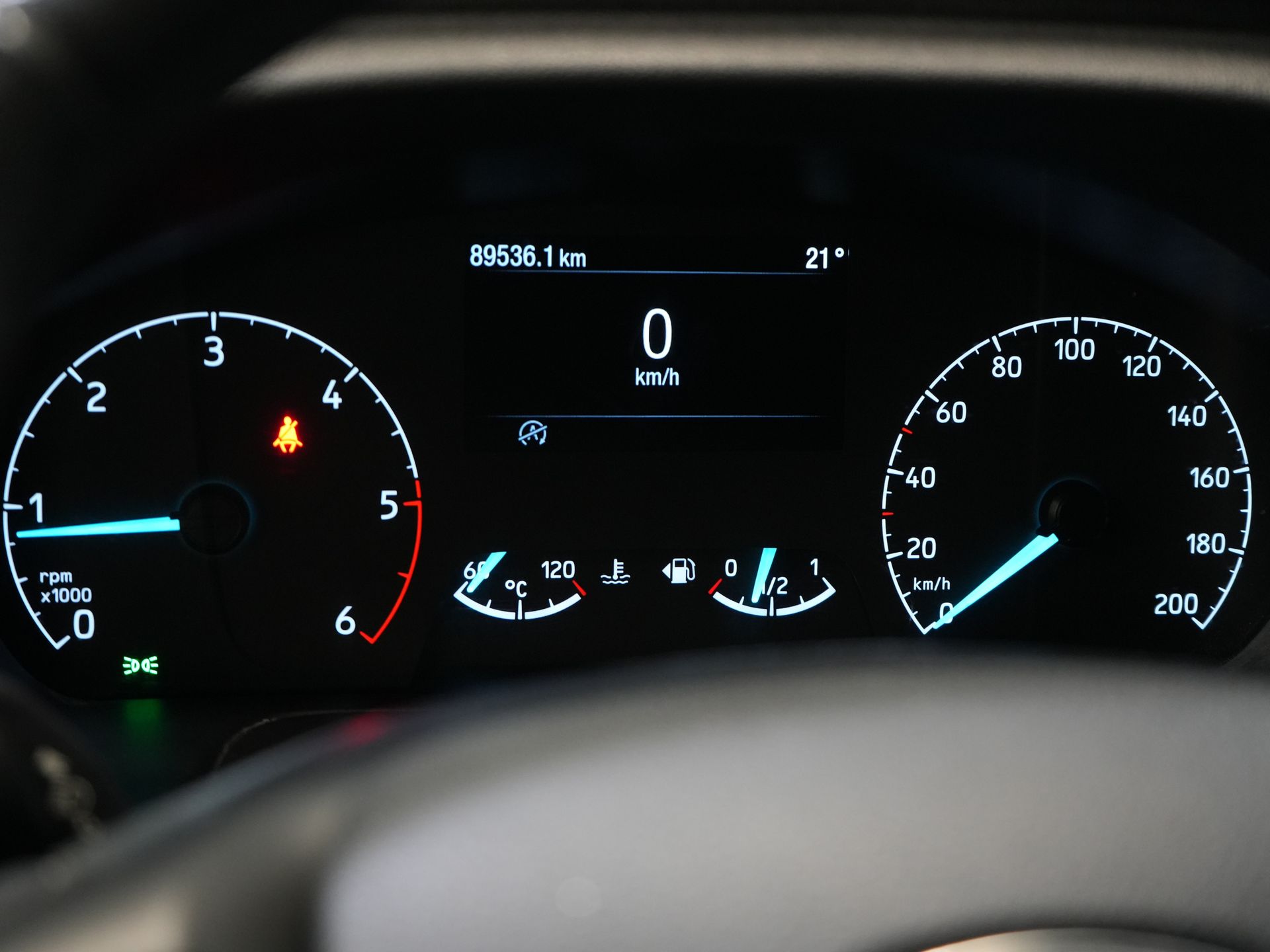 Ford Transit Custom Bestelbus 2.0 TDCI L2 Trend DC Dubbel Cabine BPM VRIJ! Stoelverw./ Carplay/ 2.7t Trekverm./ Navi/ PDC/ Cruise 16