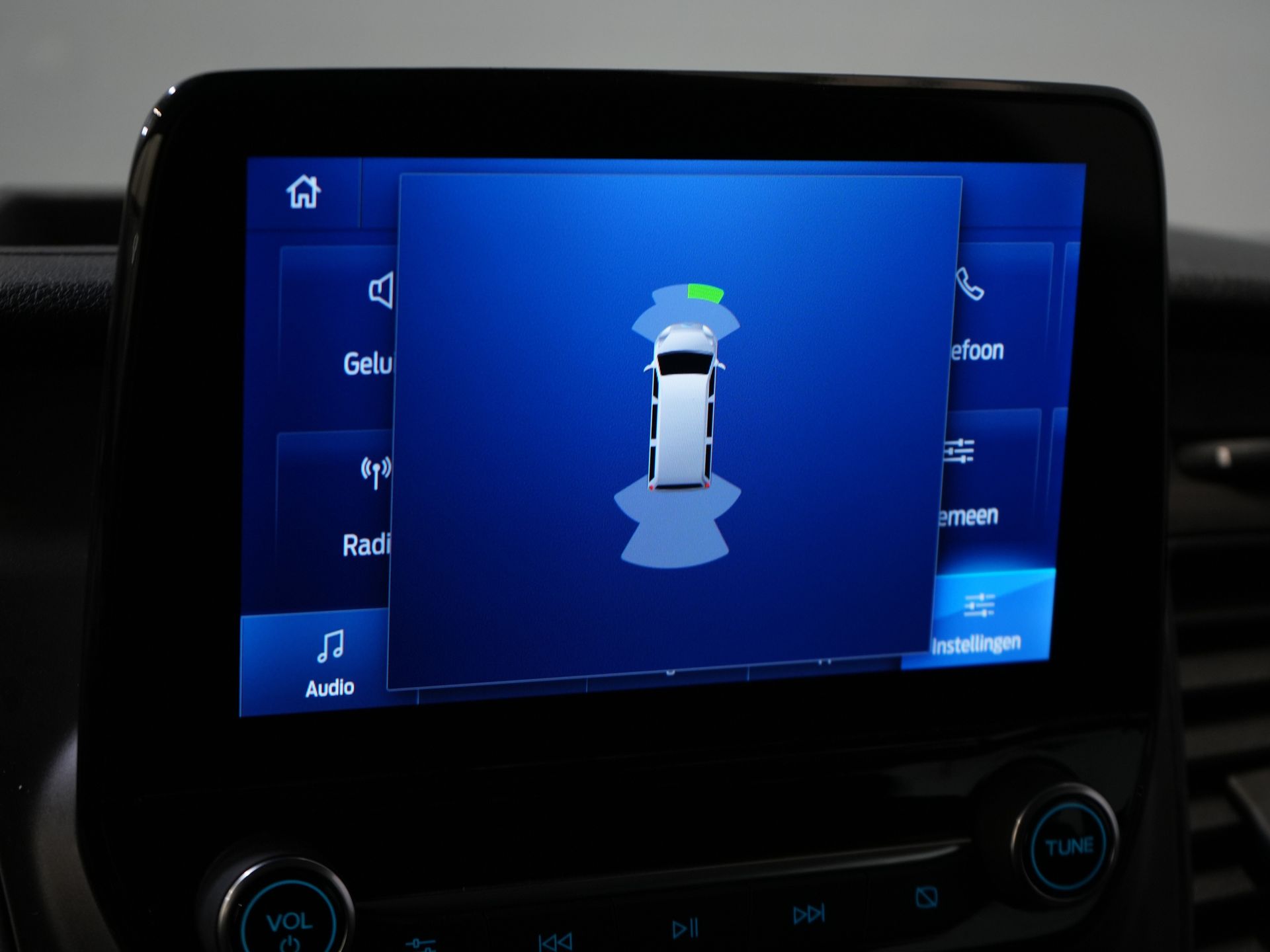 Ford Transit Custom Bestelbus 2.0 TDCI L2 Trend DC Dubbel Cabine BPM VRIJ! Stoelverw./ Carplay/ 2.7t Trekverm./ Navi/ PDC/ Cruise 20