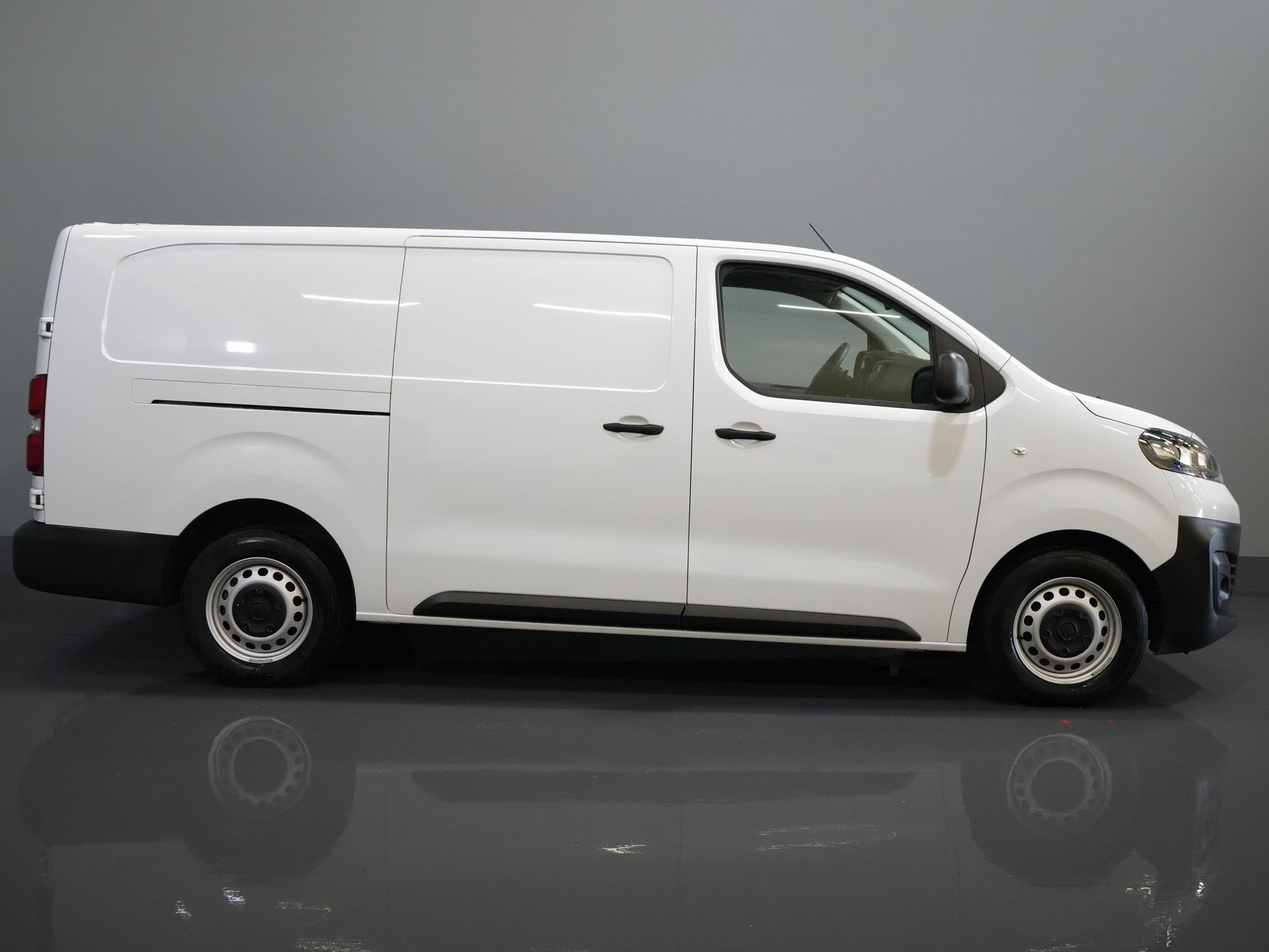 Peugeot Expert Bestelbus (Fiat Scudo) 2.0 MJ 145 pk Aut. L3 Inrichting/ Standkachel/ Stoelverw./ Cruise/ Airco/ Trekhaak 10