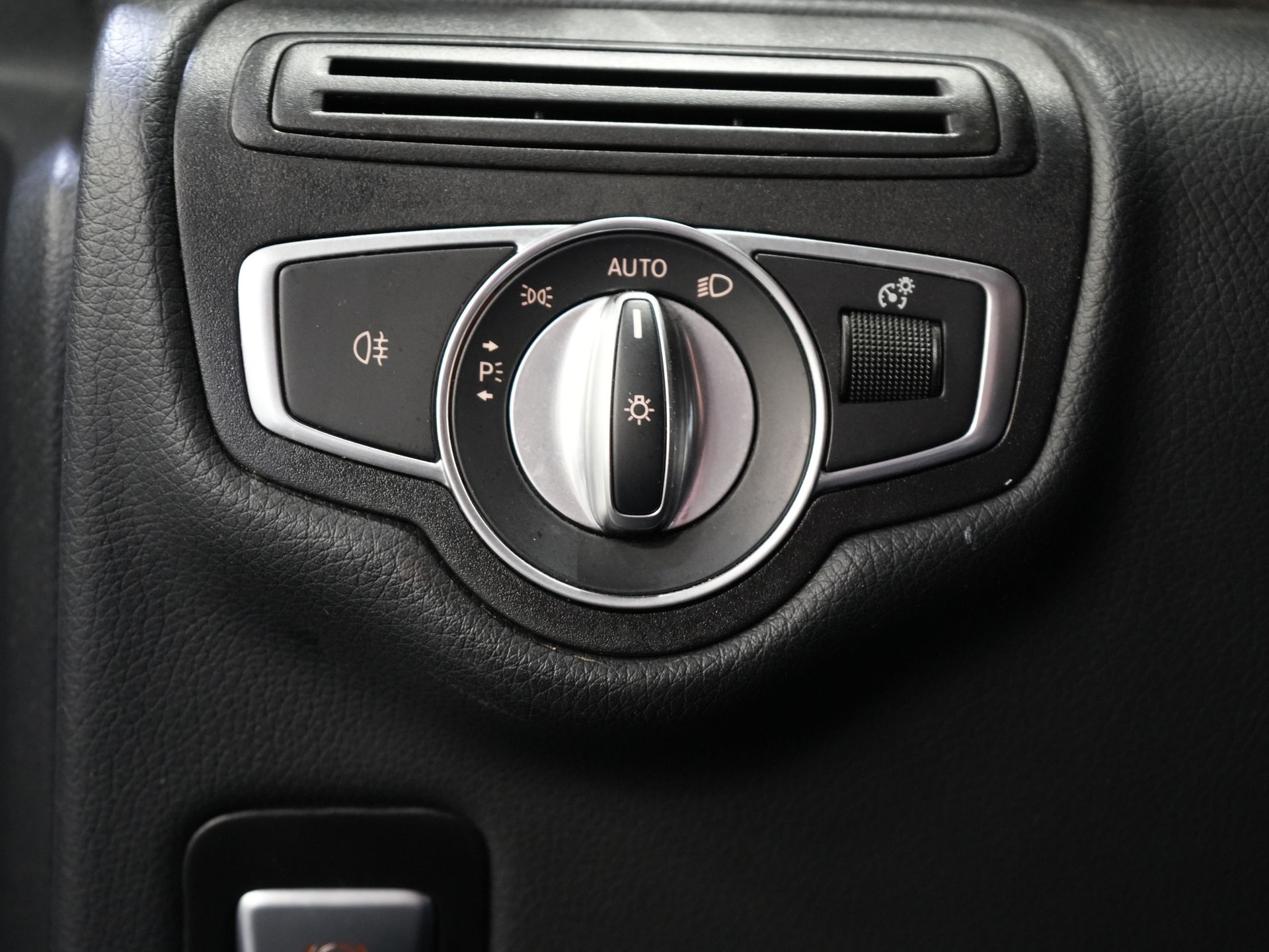 Mercedes-Benz V-Klasse Bestelbus 300d Aut. XL L3 Avantgarde Edition BPM VRIJ! 2xElek.Schuifdeur/ Leder/ LED/ Standkachel/ Carplay/ Afn.Trekhaak/ Stoelverw./ Alar 18
