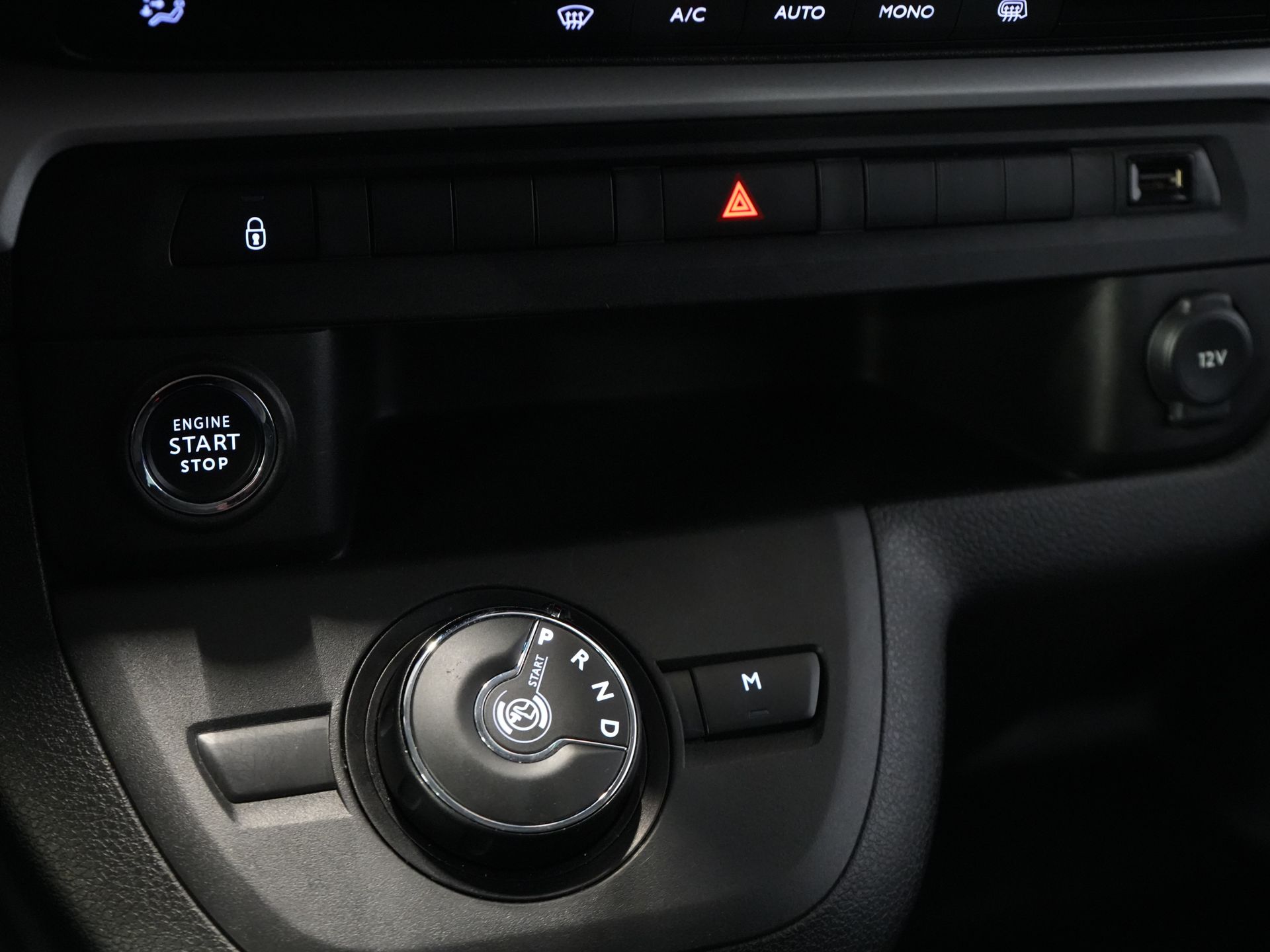 Fiat Scudo Bestelbus 2.0 MJ 180 pk Aut. DC Dubbel Cabine BPM VRIJ! Adapt.Cruise/ Xenon/ Climate/ Keyless/ Carplay/ NL Auto/ PDC 20