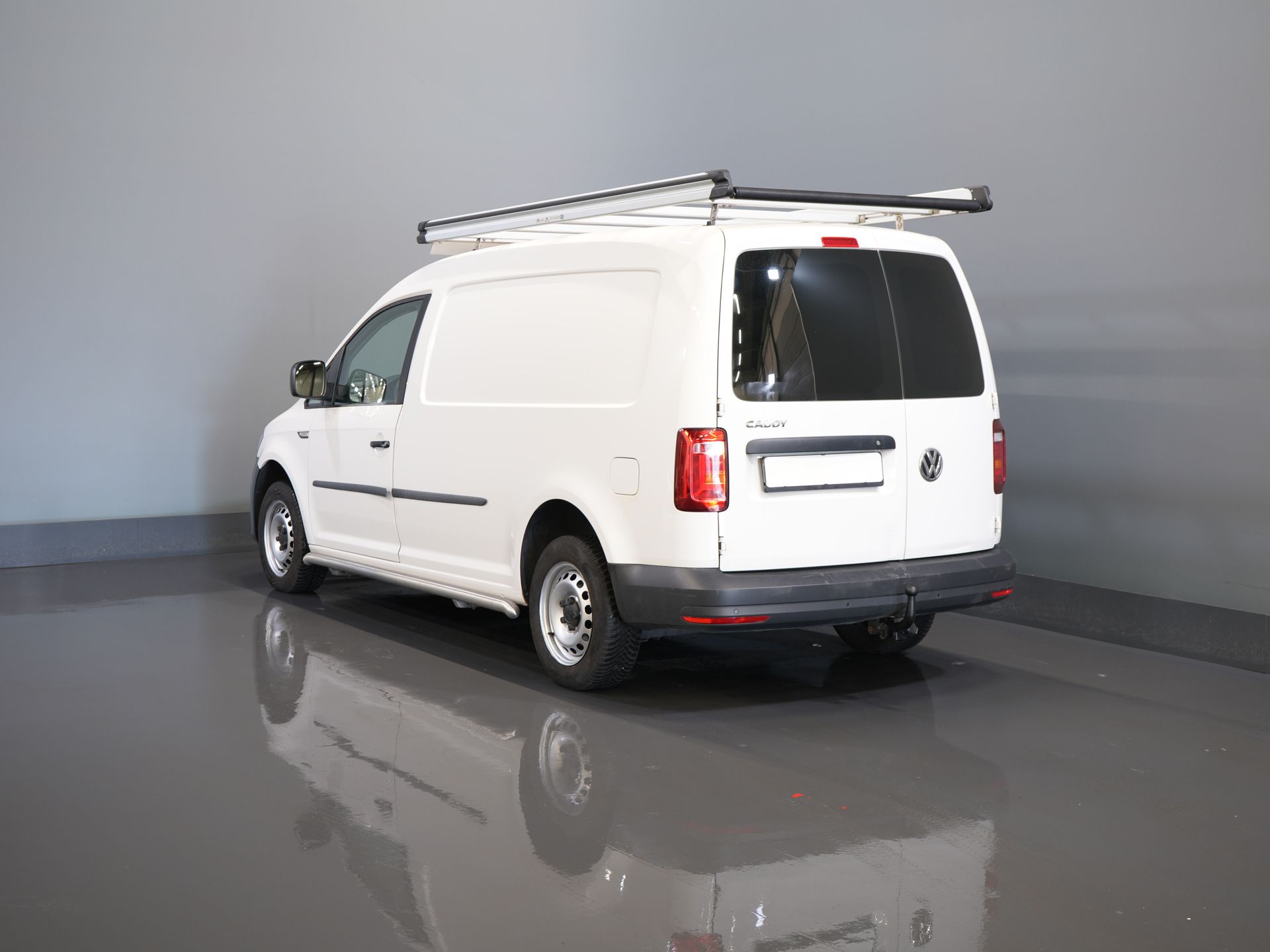 Volkswagen Caddy Bestelbus 2.0 TDI 100 pk DSG Aut. L2 Maxi BPM VRIJ! Imperiaal/ Sidebars/ Verw.voorruit/ Carplay/ Cruise/ Airco 1
