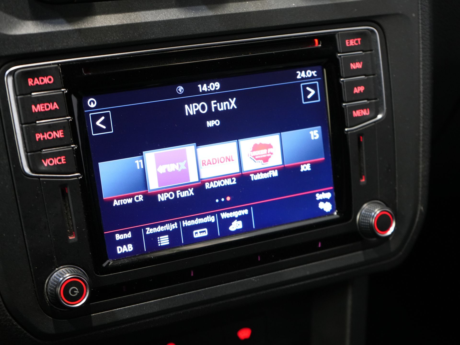 Volkswagen Caddy Bestelbus 2.0 TDI 100 pk DSG Aut. L2 Maxi BPM VRIJ! Imperiaal/ Sidebars/ Verw.voorruit/ Carplay/ Cruise/ Airco 21