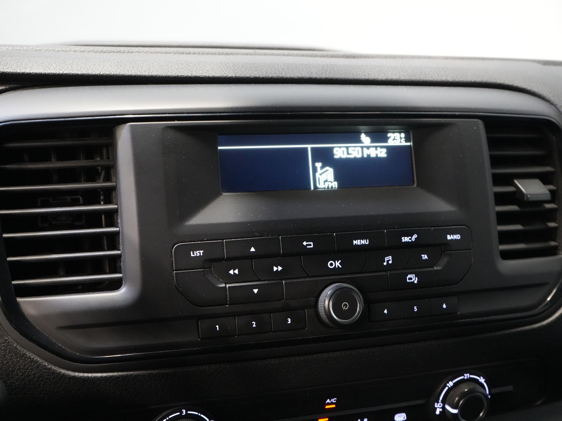 Citroën Jumpy Bestelbus 1.6 HDI L2 BPM VRIJ! Imperiaal/ Alarm III/ Cruise/ Trekhaak/ PDC/ Airco 20