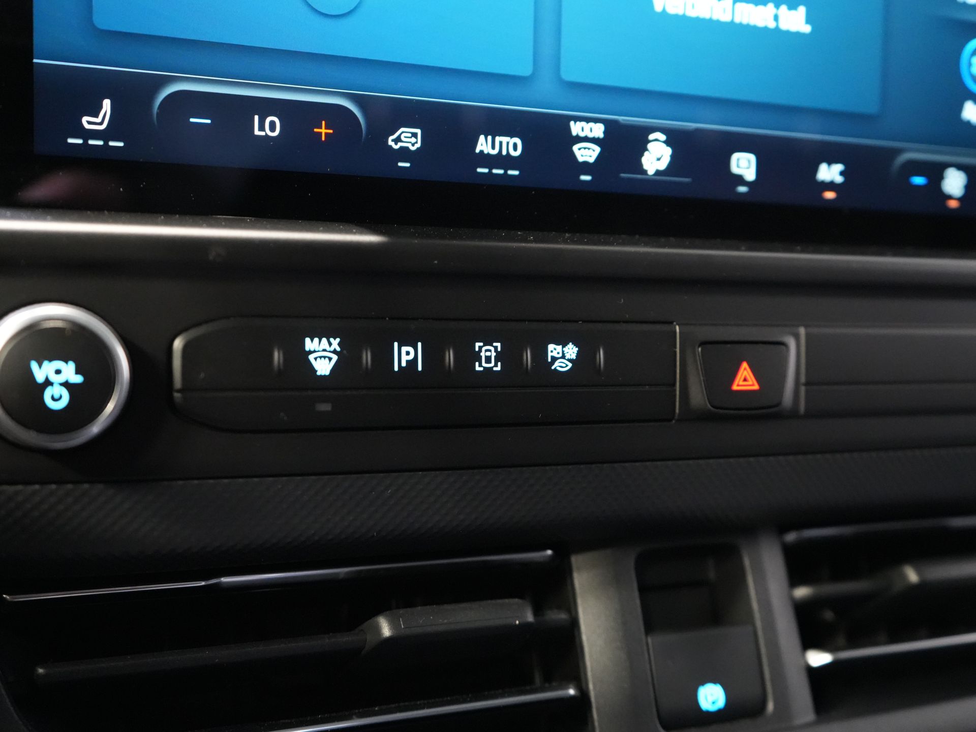 Ford Transit Custom Bestelbus 2.0 TDCI 150 pk L2 Limited BPM VRIJ! (DEMO) Garantie tot 9-29'/ LED/ 2x Schuifdeur/ Stoelverw./ Carplay/ Camera/ PDC/ LMV/ Cruis 19