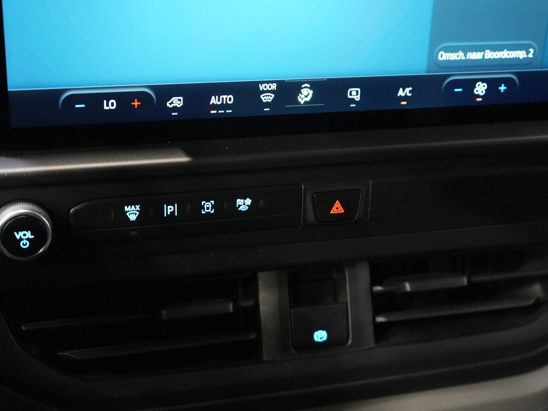 Ford Transit Custom Bestelbus 320 2.0 TDCI 136 pk Aut. L2 Trend BPM VRIJ! Garantie 3-28'/ LED/ Adapt.Cruise/ 2.7t Trekverm./ Carplay/ Camera/ Trekhaak 21