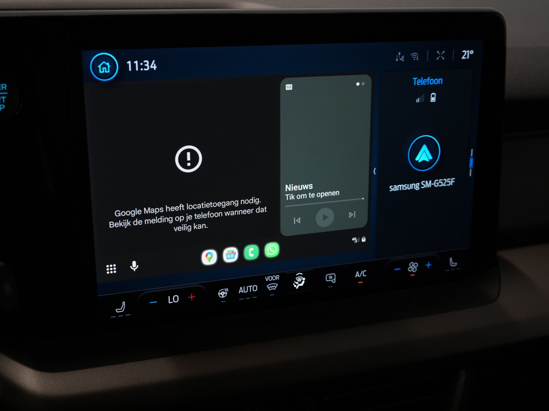 Ford E-Transit Courier Bestelbus 44 kWh 293km WLTP/ Snellader/ Stoelverw./ Stuurverw./ Carplay/ Camera/ PDC/ Climate 25