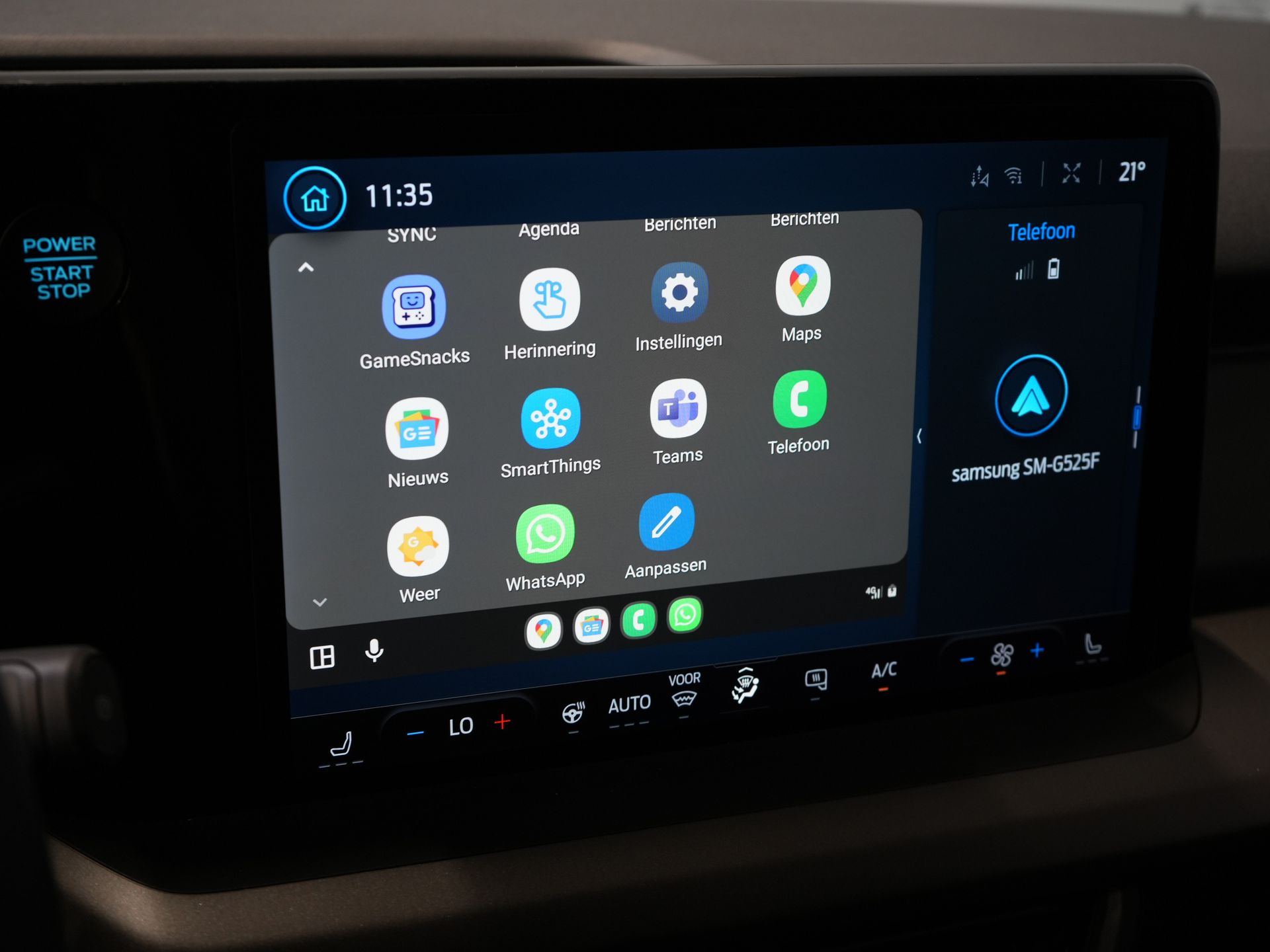Ford E-Transit Courier Bestelbus 44 kWh 293km WLTP/ Snellader/ Stoelverw./ Stuurverw./ Carplay/ Camera/ PDC/ Climate 26
