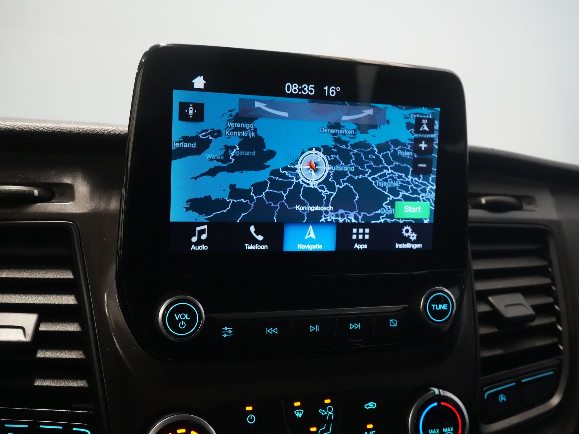 Volkswagen Crafter Bestelbus (Transit) 2.0 TDCI 130 pk L3H2 DC Dubbel Cabine 7 Pers./ Riem V.V./ Adapt. Cruise/ CarPlay/ PDC/ Navi/ Camera/ Airco/ Trekhaak 24