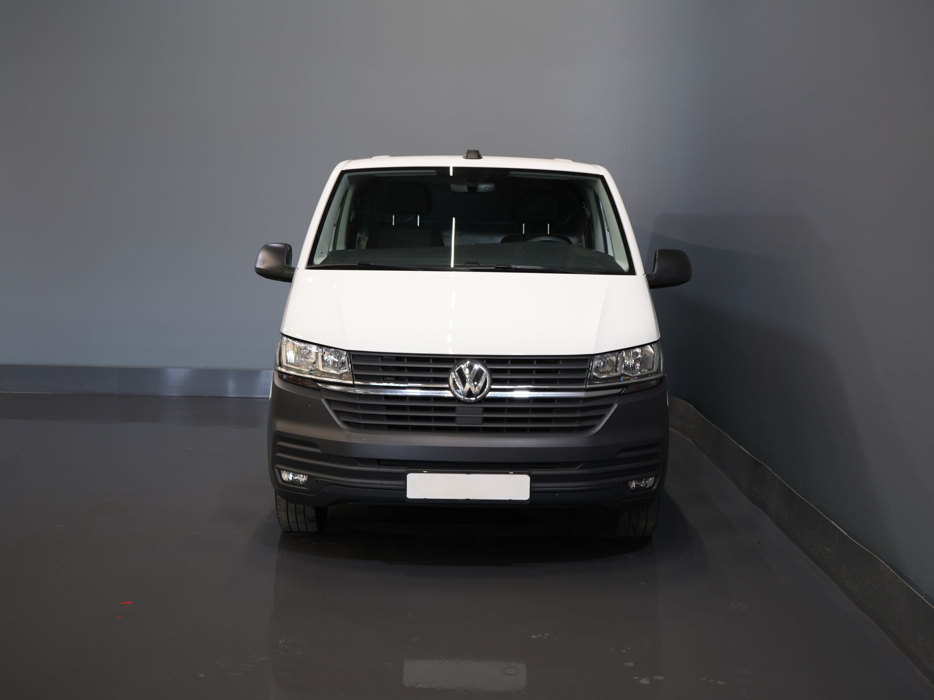 Volkswagen Transporter Bestelbus 2.0 TDI L2 BPM VRIJ! NL Auto/ Carplay/ Cruise/ Airco/ Navi/ PDC 6