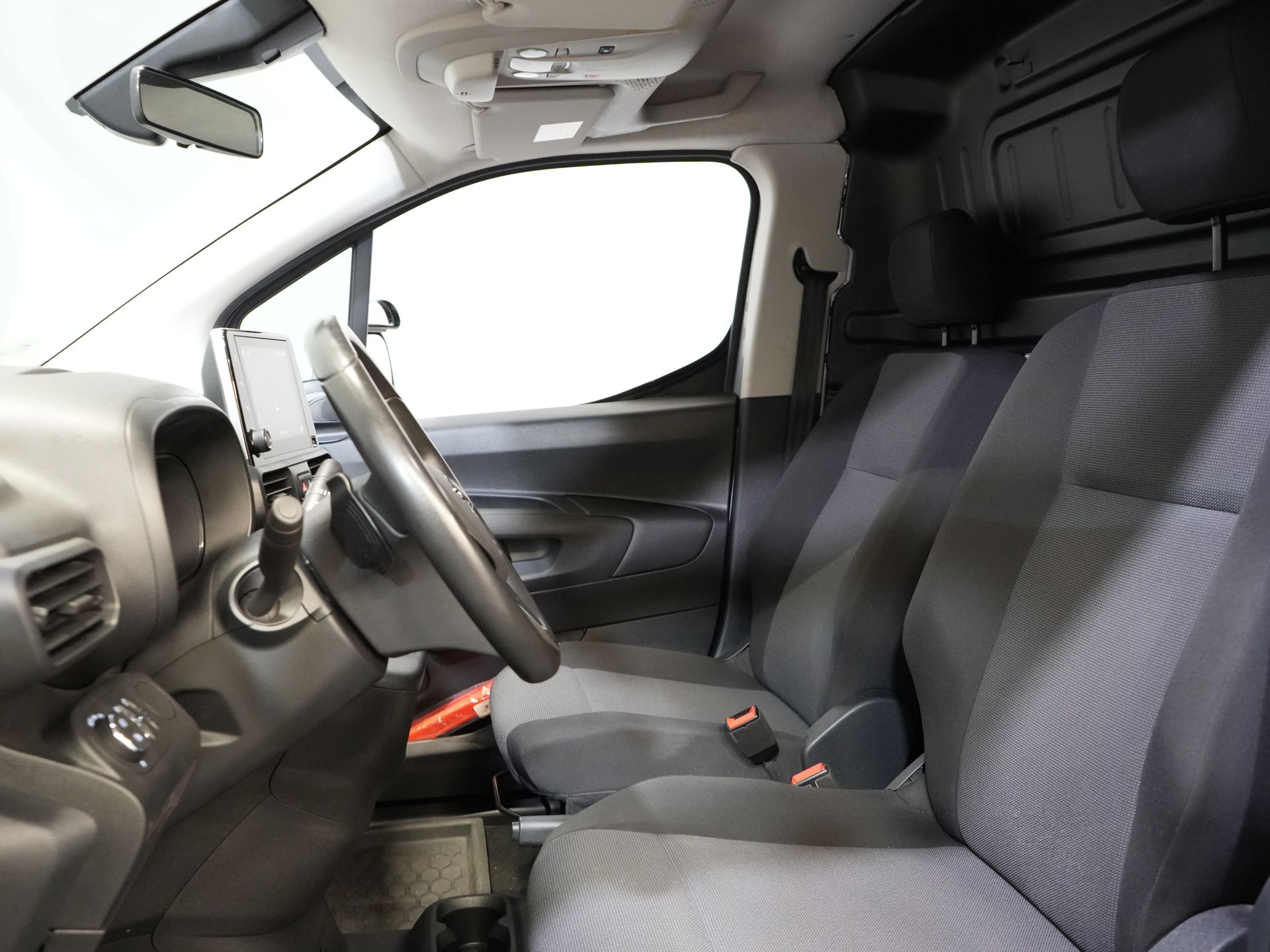 Opel Combo Bestelbus 1.5 CDTI 130 pk Aut. L2 BPM VRIJ! NL Auto/ Navi/ Keyless/ Carplay/ PDC/ Cruise/ Airco/ Trekhaak 11