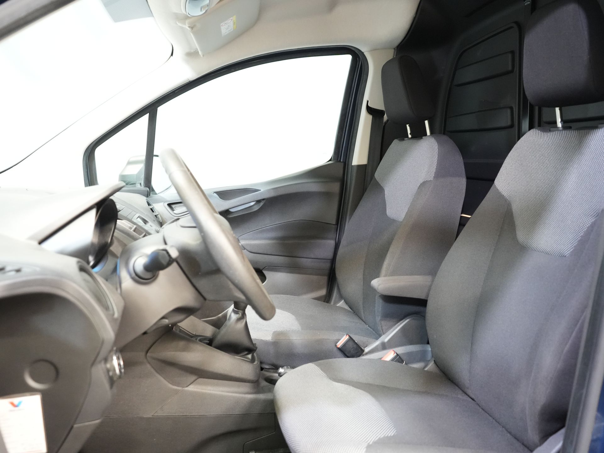 Ford Transit Courier Bestelbus 1.0 100 pk BPM VRIJ! BENZINE/ Stoelverw./ Voorruit.Verw./ Airco 11