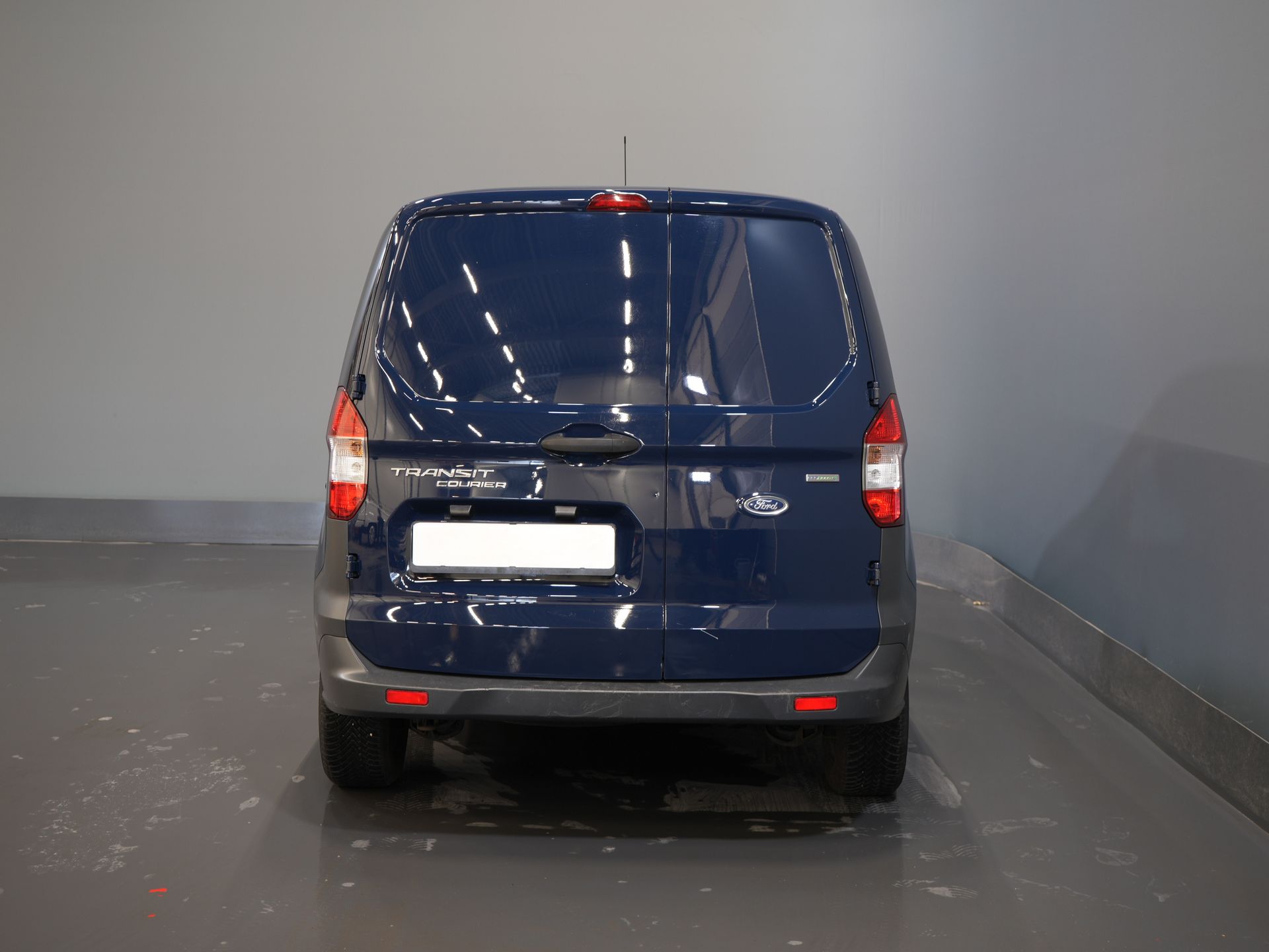 Ford Transit Courier Bestelbus 1.0 100 pk BPM VRIJ! BENZINE/ Stoelverw./ Voorruit.Verw./ Airco 5