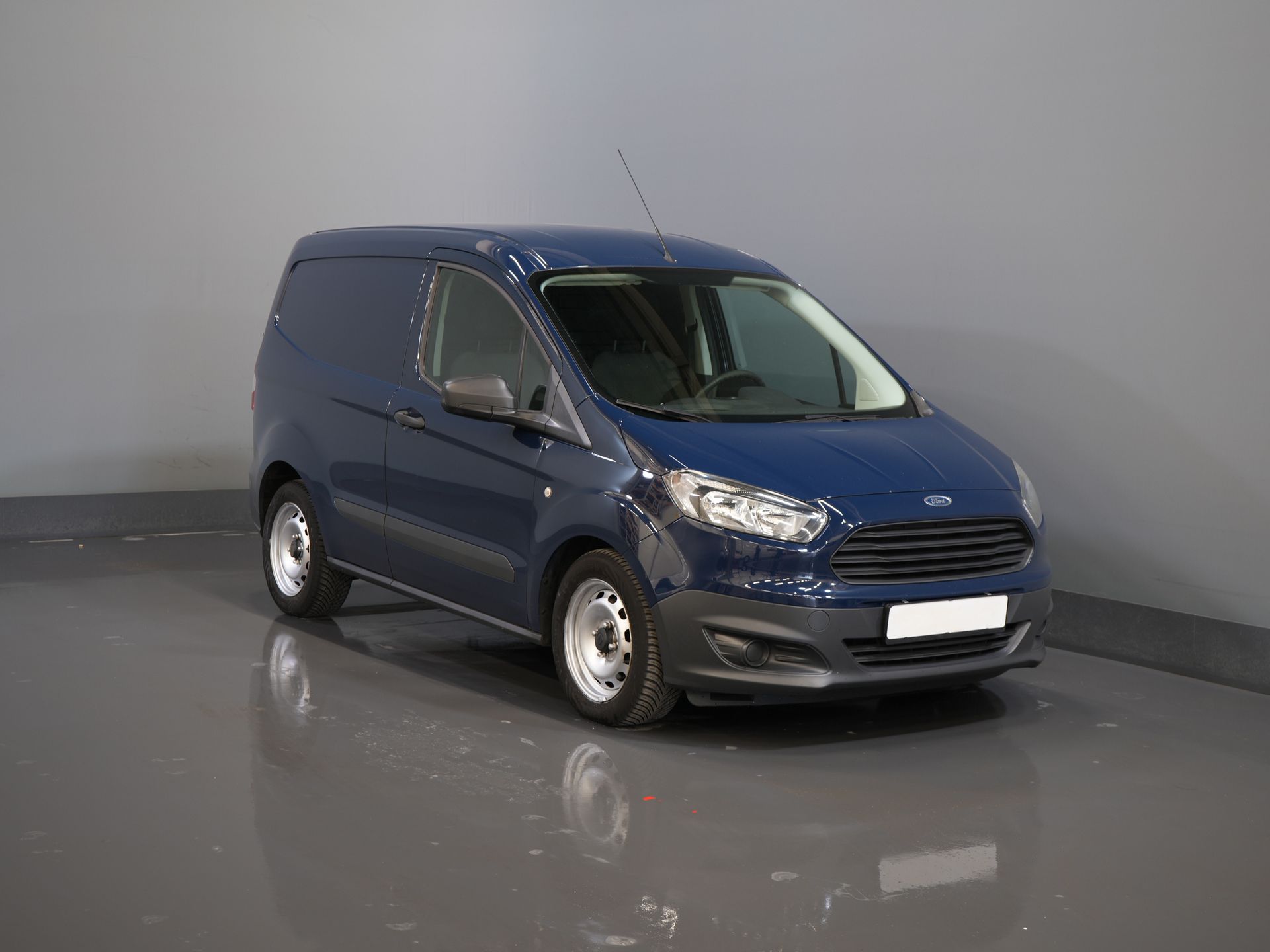 Ford Transit Courier Bestelbus 1.0 100 pk BPM VRIJ! BENZINE/ Stoelverw./ Voorruit.Verw./ Airco 8