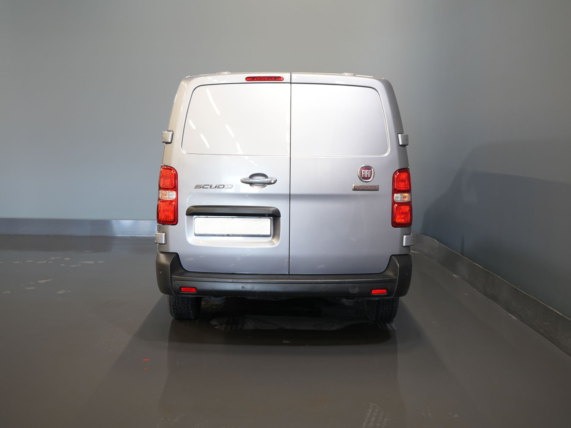 Fiat Scudo Bestelbus Fiat Scudo 2.0 MJ 145 pk L3 BPM VRIJ! Adapt.Cruise/ Climate/ Keyless/ Carplay/ Camera/ PDC 5