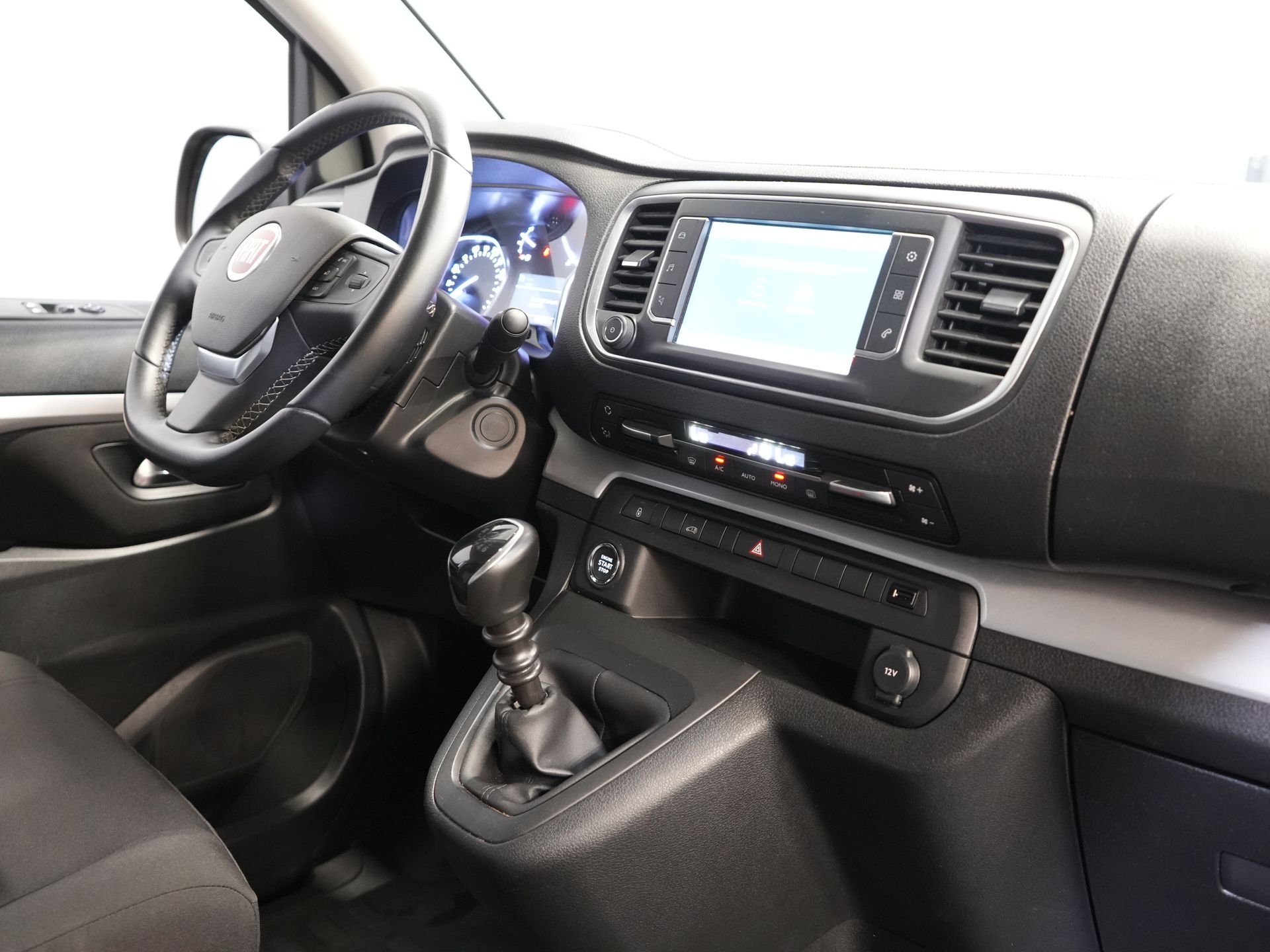 Fiat Scudo Bestelbus 2.0 MJ 145 pk L3 BPM VRIJ! Adapt.Cruise/ Climate/ Keyless/ Carplay/ Camera/ PDC 2