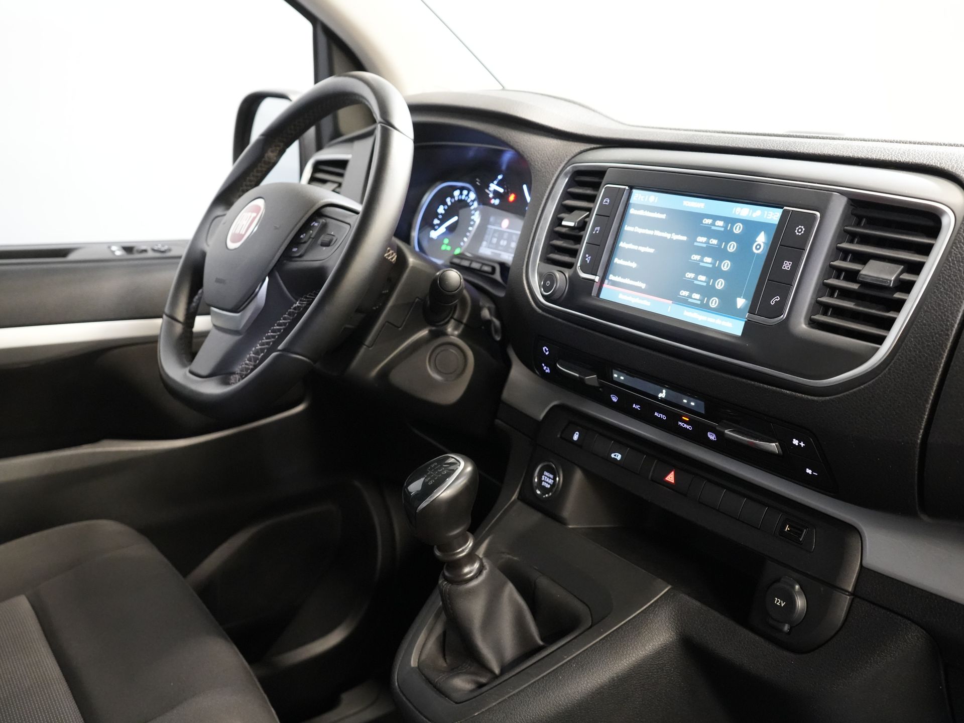 Fiat Scudo Bestelbus Fiat Scudo 2.0 MJ 145 pk L3 BPM VRIJ! Adapt.Cruise/ Climate/ Keyless/ Carplay/ Camera/ PDC 2
