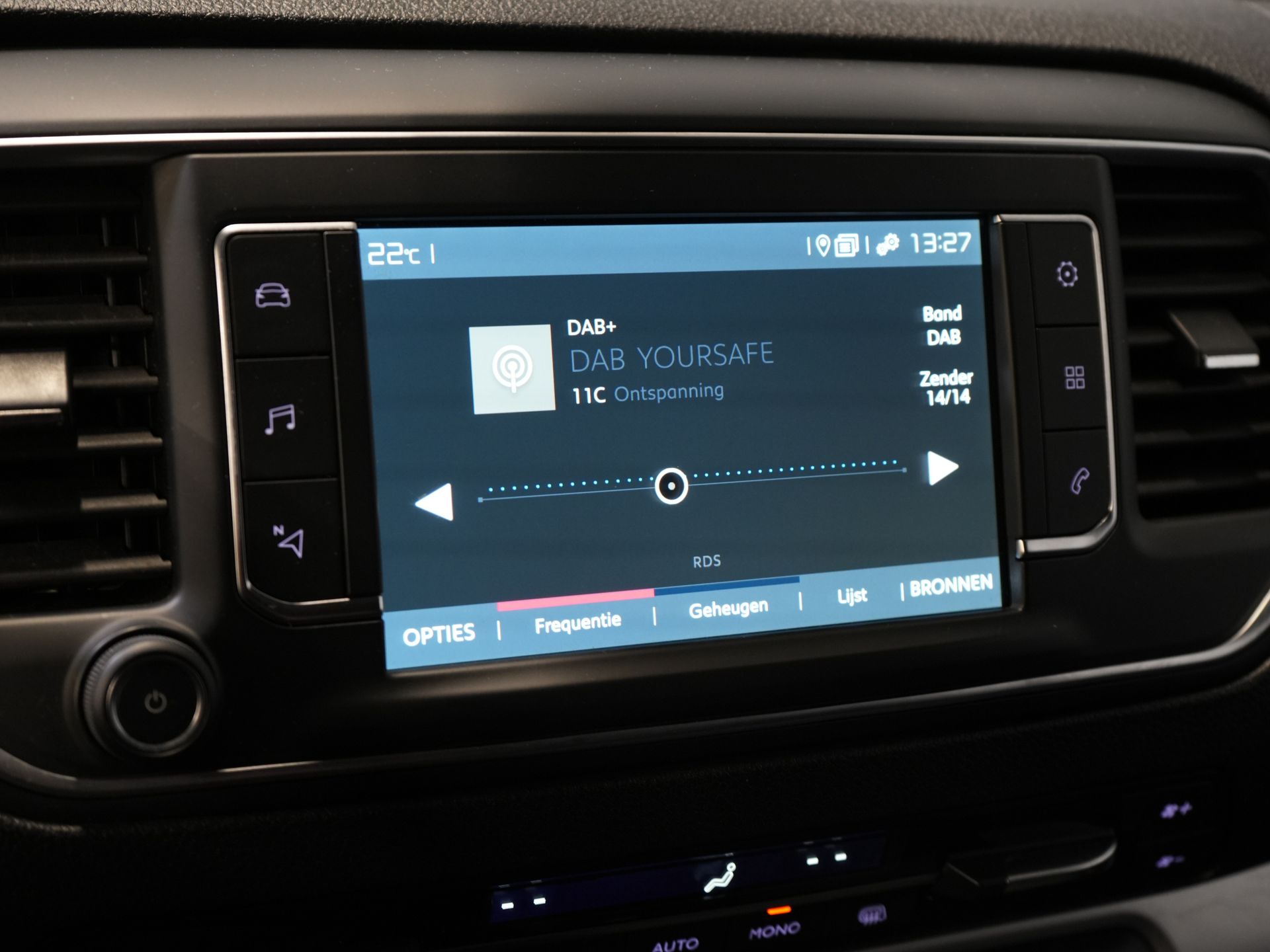 Fiat Scudo Bestelbus Fiat Scudo 2.0 MJ 145 pk L3 BPM VRIJ! Adapt.Cruise/ Climate/ Keyless/ Carplay/ Camera/ PDC 20