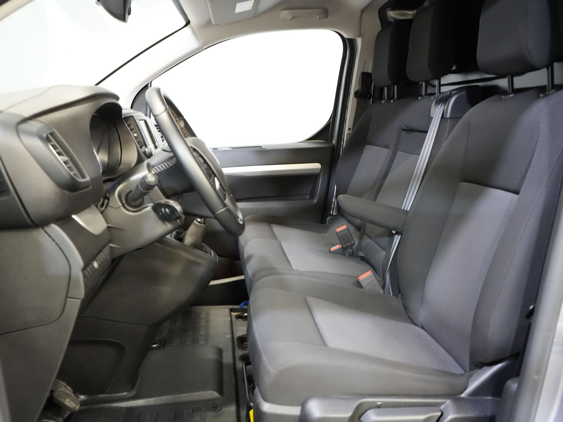 Fiat Scudo Bestelbus 2.0 MJ 145 pk L3 BPM VRIJ! Adapt.Cruise/ Climate/ Keyless/ Carplay/ Camera/ PDC 11