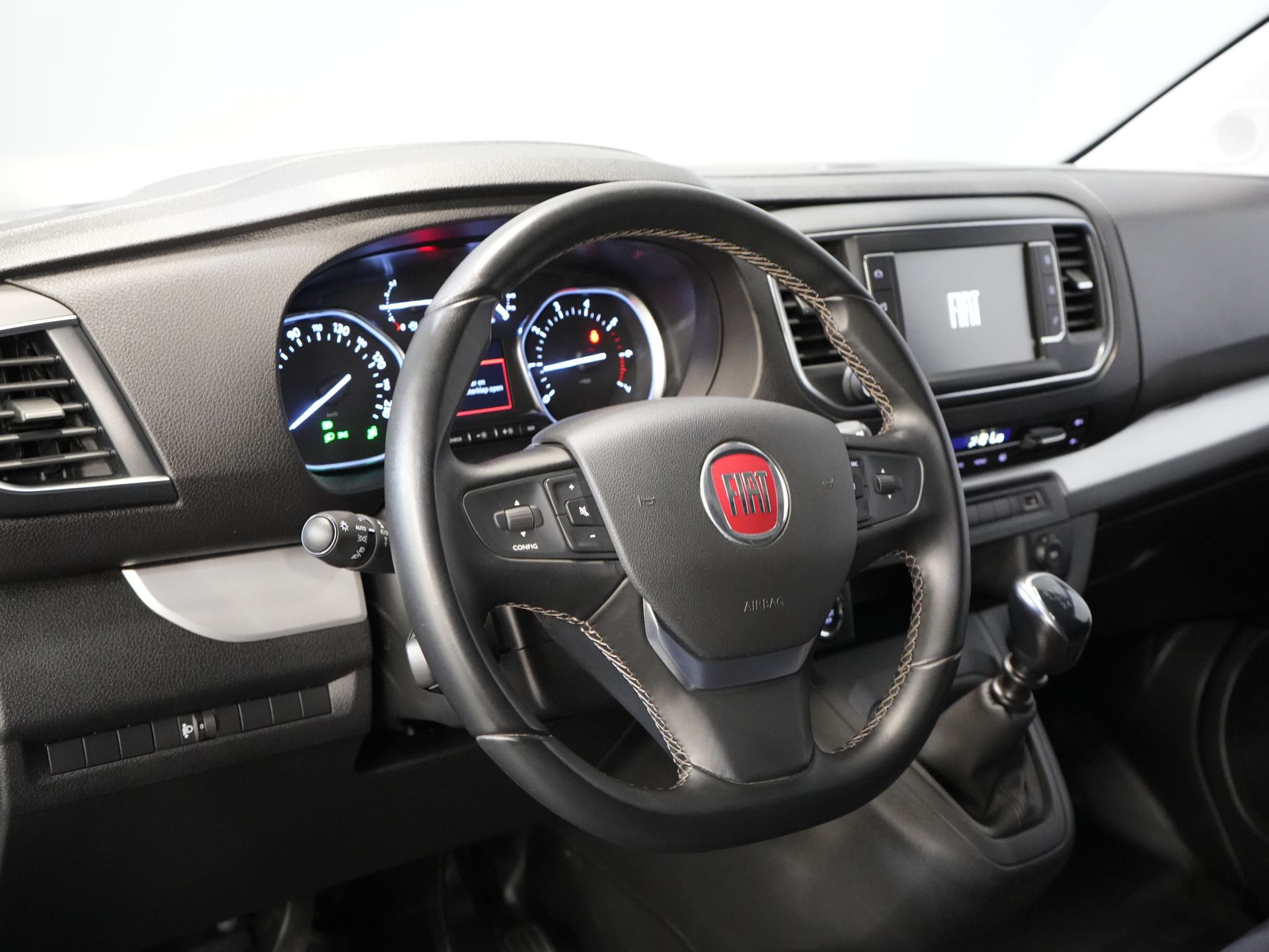 Fiat Scudo Bestelbus 2.0 MJ 145 pk L3 BPM VRIJ! Adapt.Cruise/ Climate/ Keyless/ Carplay/ Camera/ PDC 13