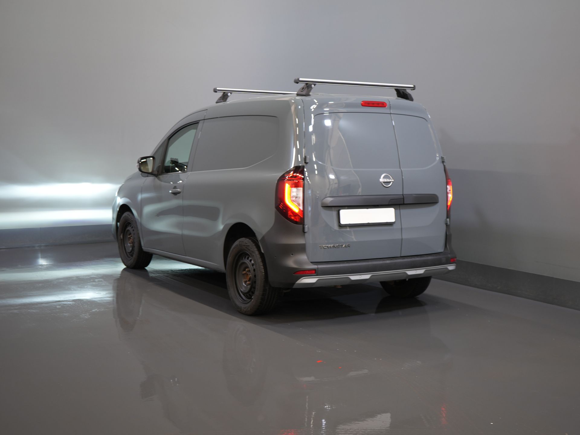 Nissan Townstar Bestelbus N-Connecta 130 pk BENZINE Carplay/ Stoelverw./ Keyless/ Camera/ PDC/ Cruise/ Airco 1