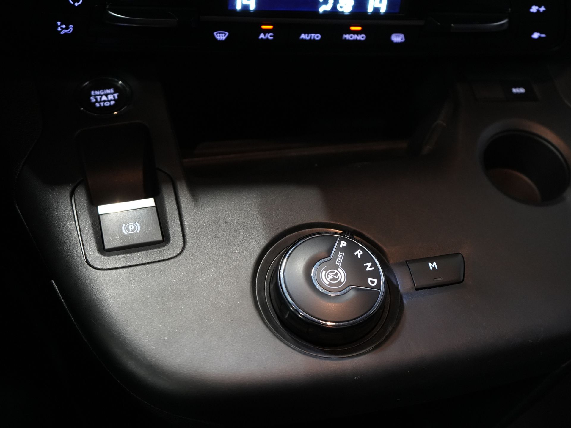 Toyota PROACE CITY Bestelbus 1.2 Turbo 130 pk Aut. BENZINE 3Pers./ Stoelverw./ Climate/ Keyless/ Carplay/ Cruise/ PDC/ Trekhaak 21