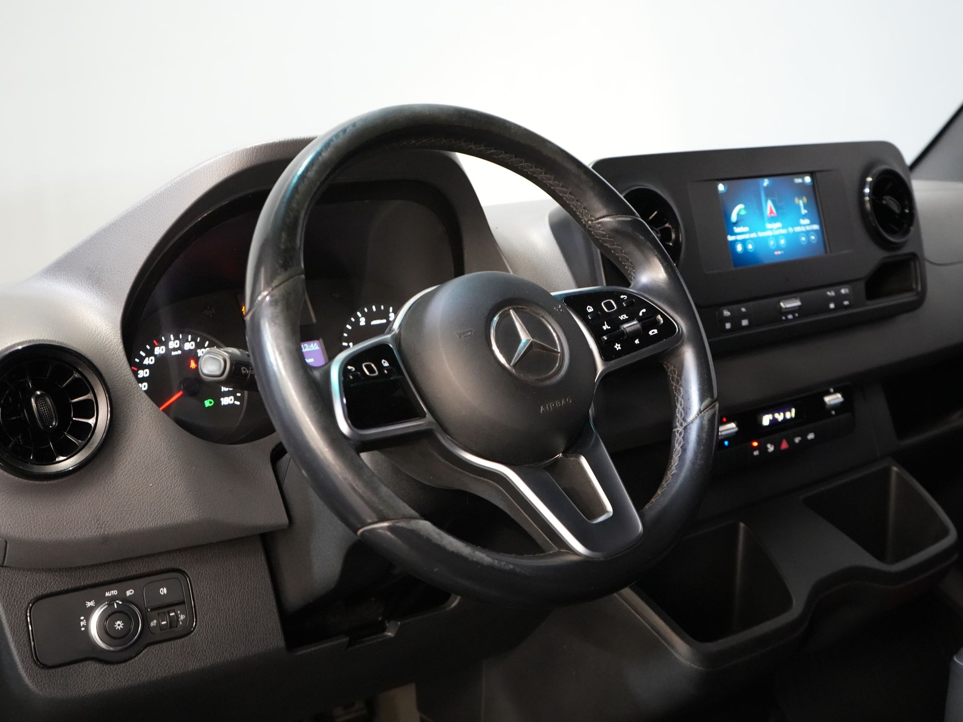 Mercedes-Benz Sprinter Bestelbus 319 3.0 CDI V6 Aut. L2H2 BPM VRIJ! 3.5t Trekverm./ Carplay/ Camera/ Trekhaak/ Airco 13