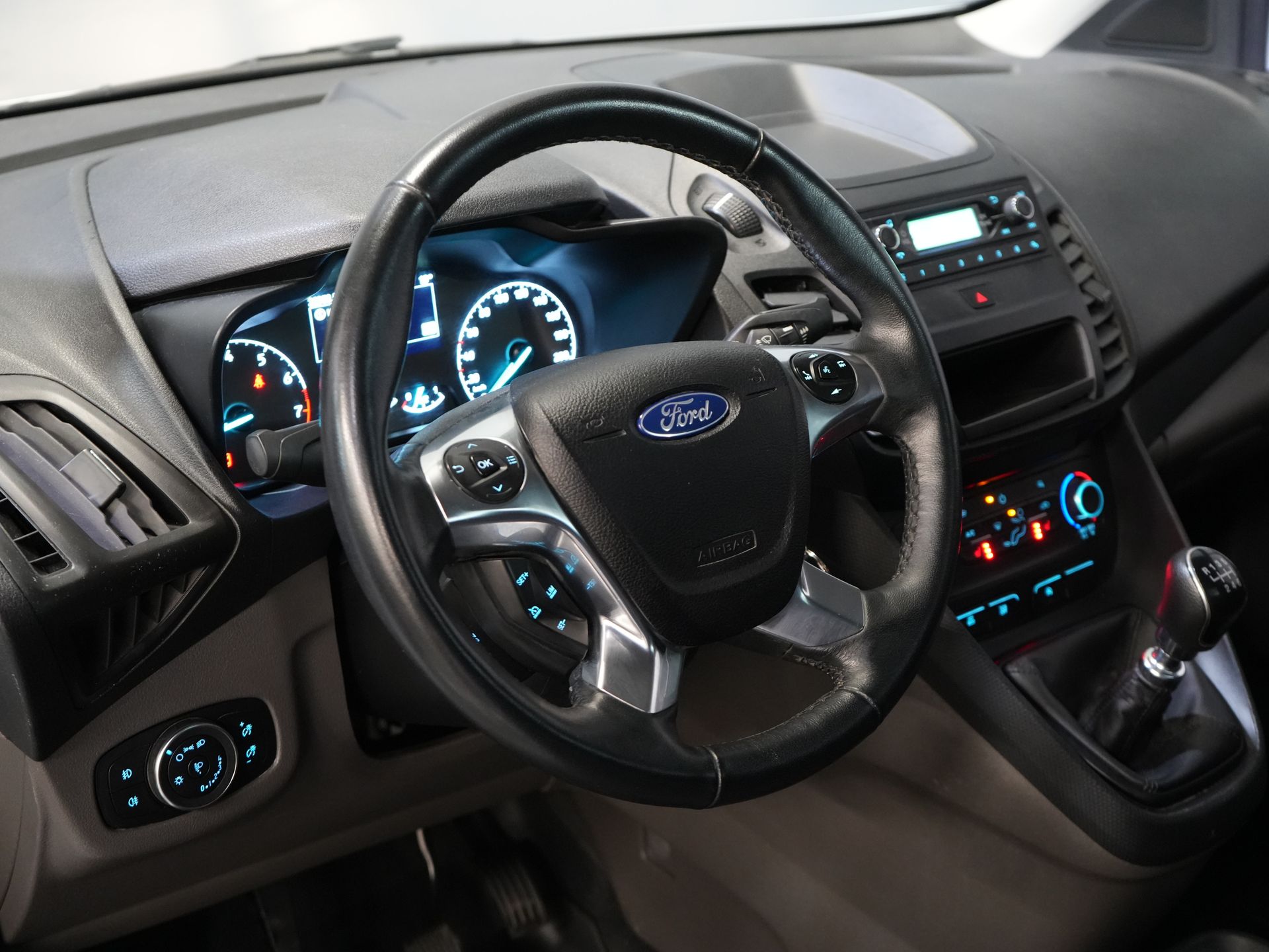 Ford Transit Connect Bestelbus 1.0 Ecoboost 100 pk Trend BENZINE BPM VRIJ! Standkachel/ Stoelverw./ PDC/ Cruise/ Trekhaak/ Airco 13