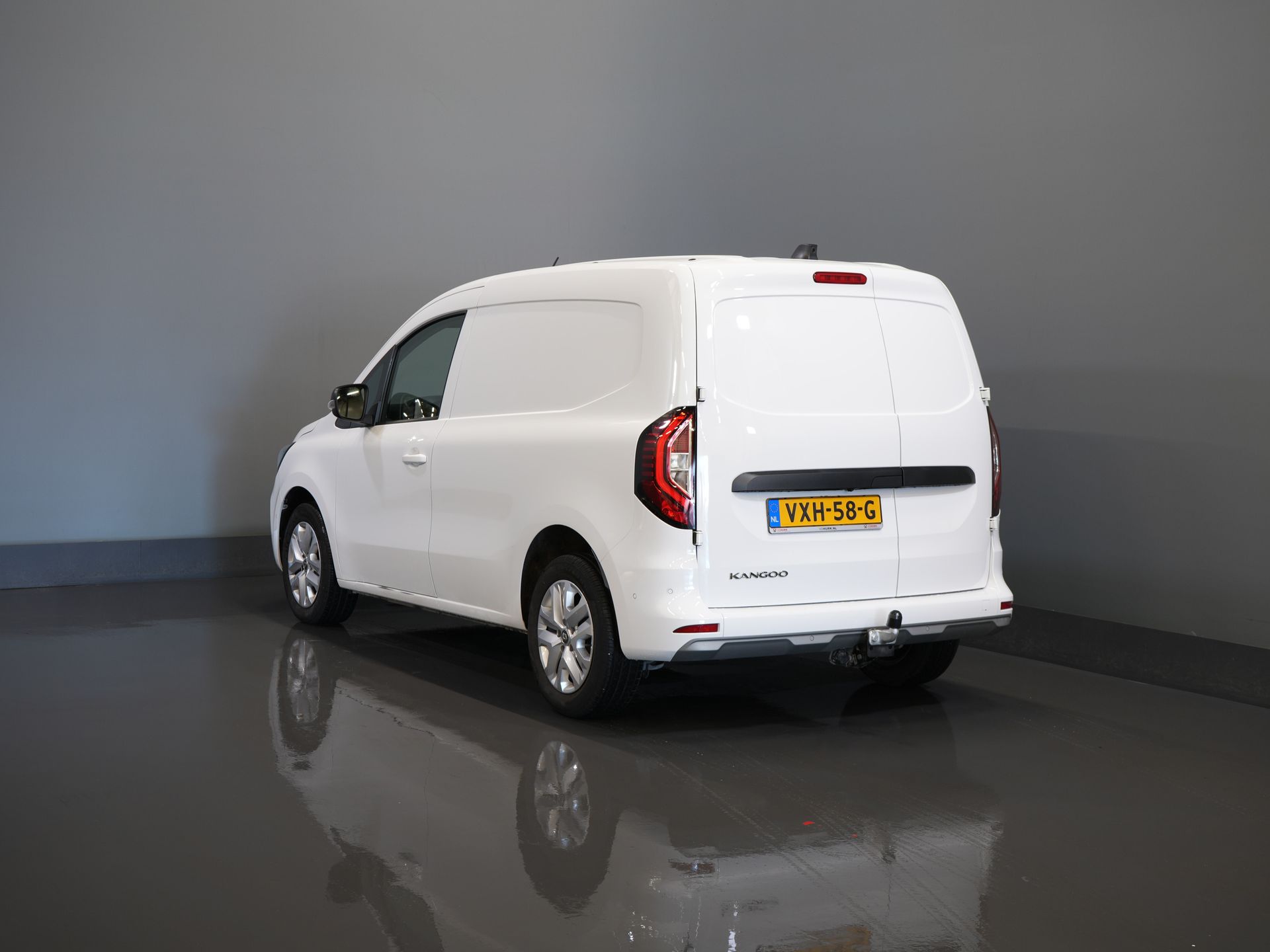 Renault Kangoo Bestelbus 1.5 dCi 95 pk Aut. BPM VRIJ NL Auto/ Carplay/ Camera/ Cruise/ LMV/ Trekhaak/ PDC 1