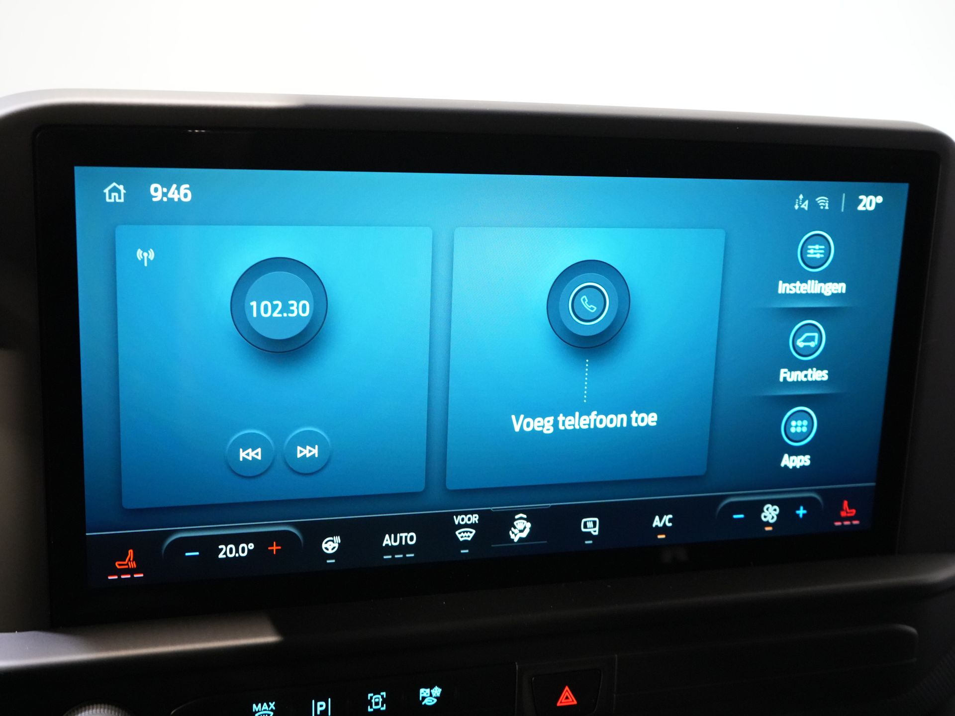 Ford E-Transit Custom Bestelbus 340 L2 65 kWh 330 km WLTP 2.3t Trekverm./ Snellader/ LED/ Standkachel/ Stoelverw./ Stuur.Verw./ Voorruit.Verw./ Carplay/ Camera/ 23