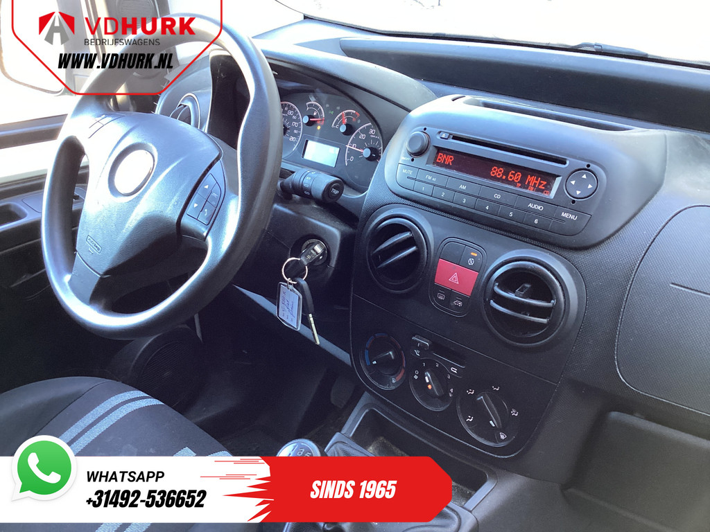 Fiat Fiorino Bestelbus 1.3 MJ 75 pk EXPORT APK 09-2026/ Airco/ Trekhaak/ Lichtbalk/ PDC 2