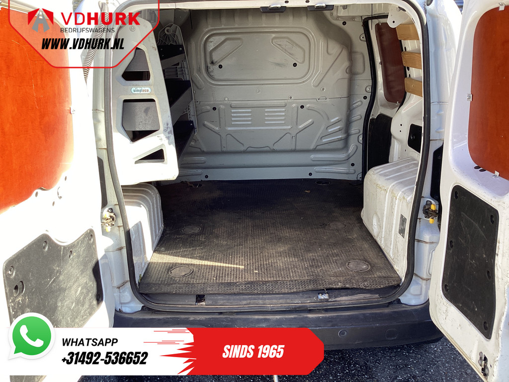 Fiat Fiorino Bestelbus 1.3 MJ 75 pk EXPORT APK 09-2026/ Airco/ Trekhaak/ Lichtbalk/ PDC 4