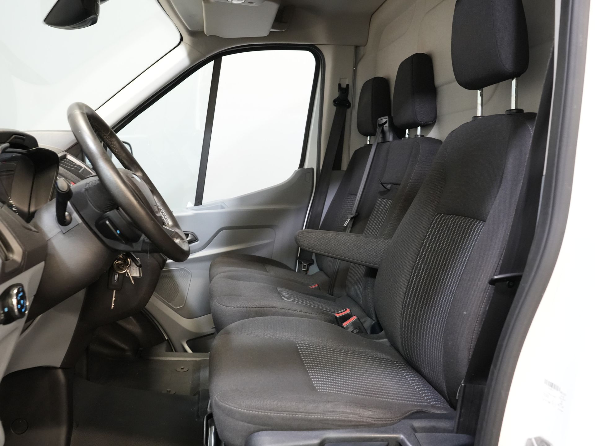 Ford Transit Bestelbus 330 2.0 TDCI 130 pk Trend Aut. L3H2 Carplay/ Camera/ PDC/ Cruise/ Trekhaak/ Airco 11
