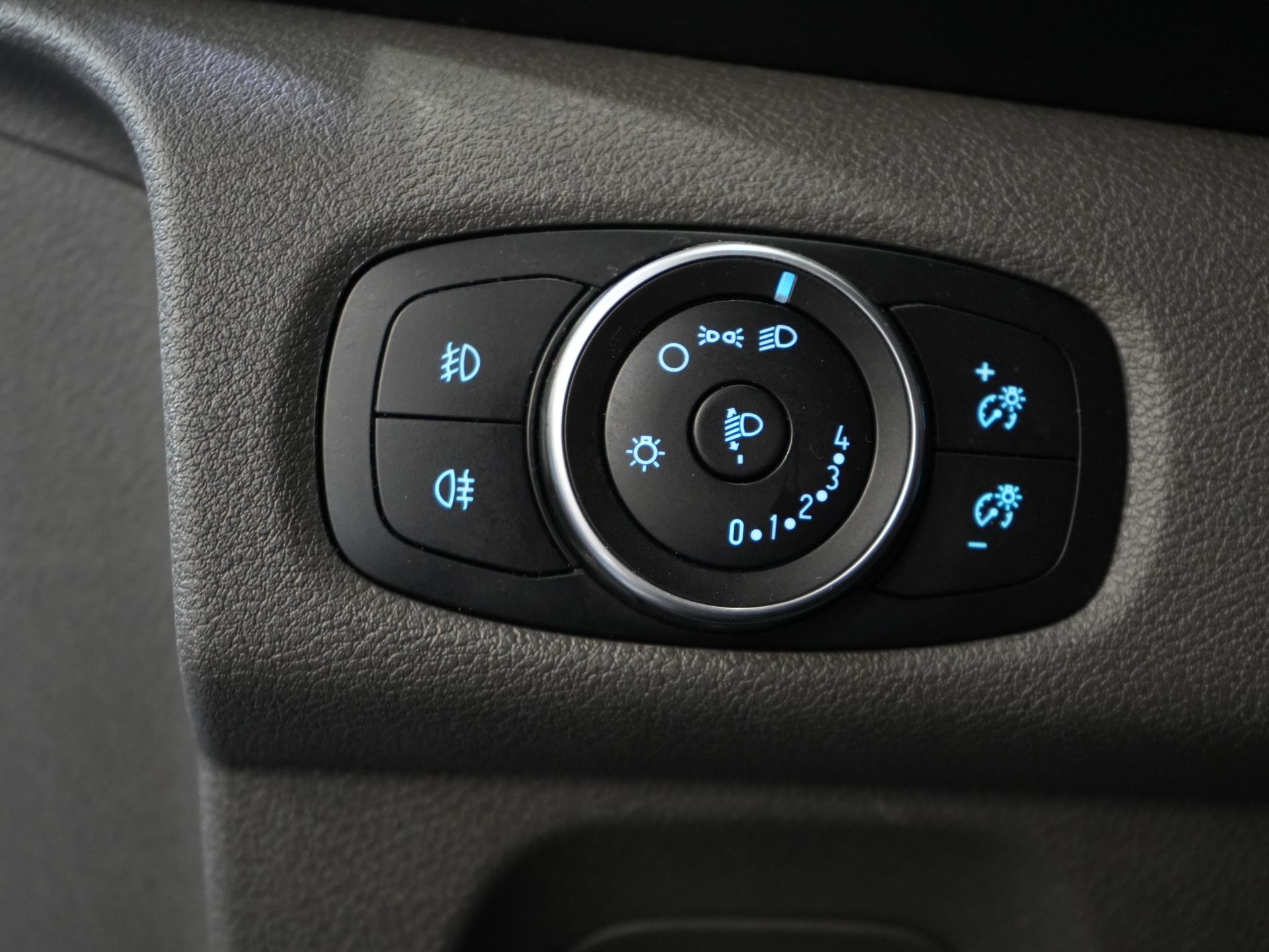 Ford Transit Custom Personenvervoer Tourneo 2.0 TDCI €28.613,- incl. BTW/BPM Trend Combi/ Kombi/ 9 Persoons/ 9 P/ Cruise/ PDC/ Airco 15